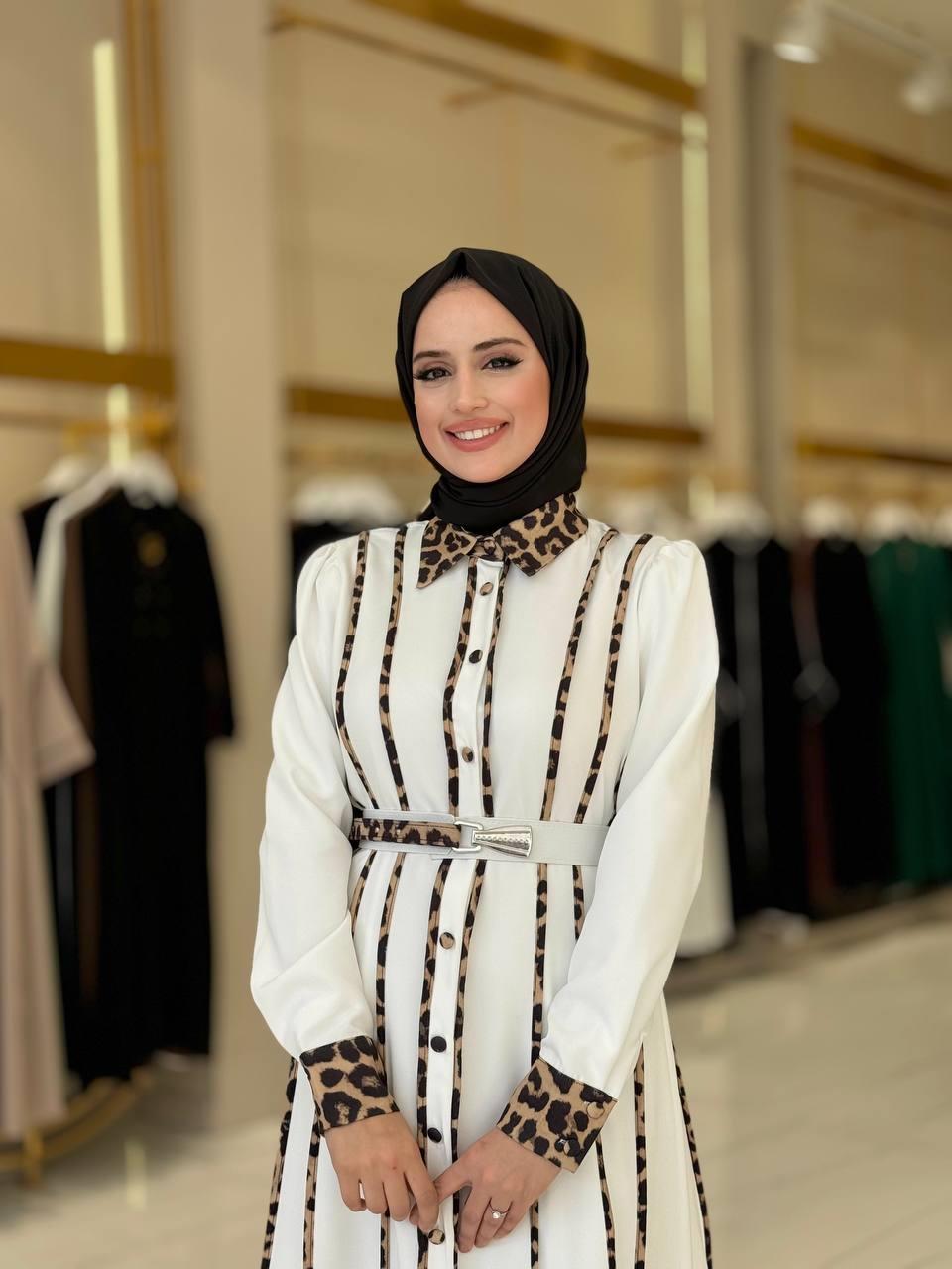 Leopar Detaylı Kemerli Elbise 