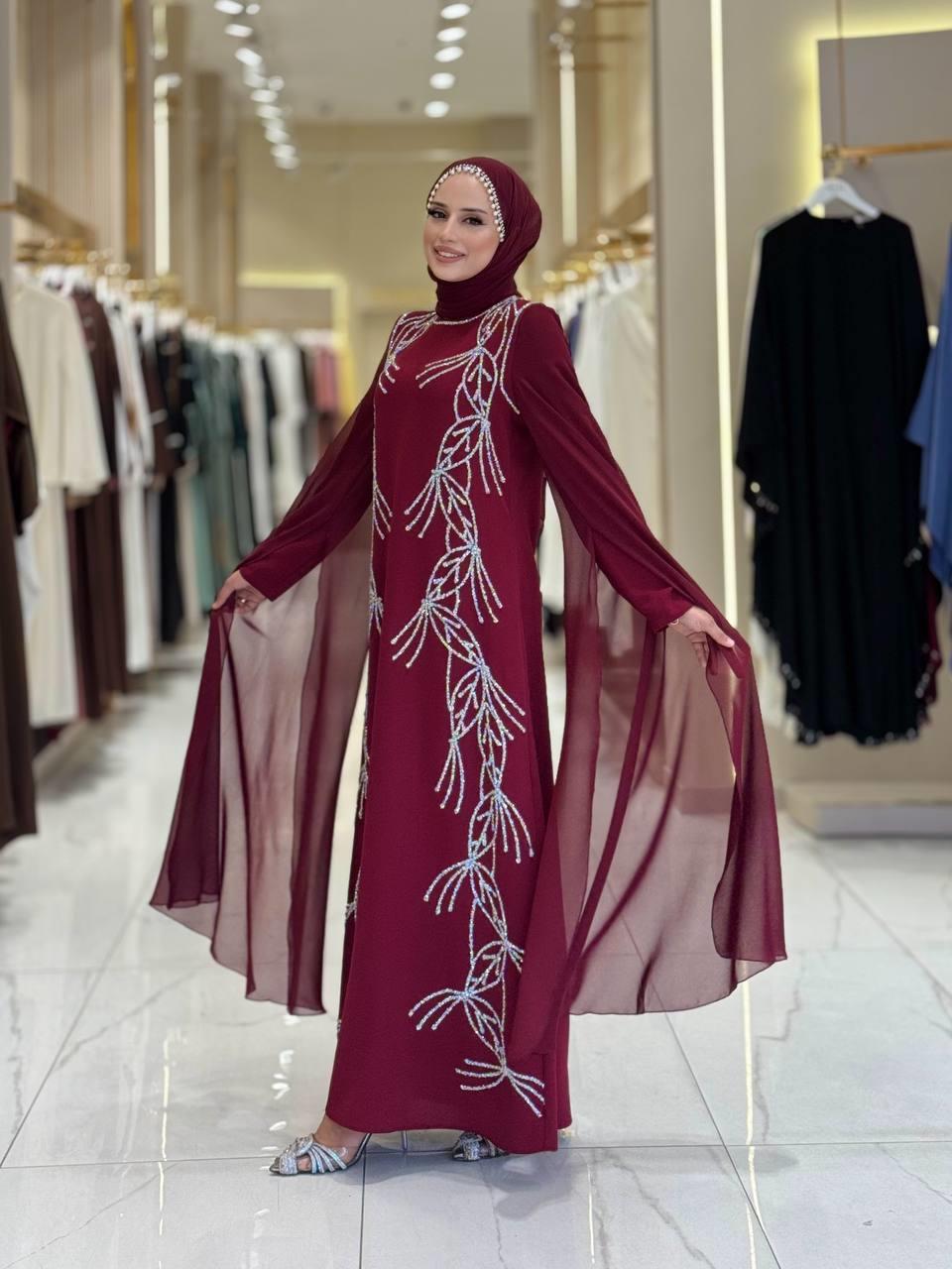 Pelerin Detaylı Taşlı Abiye Elbise