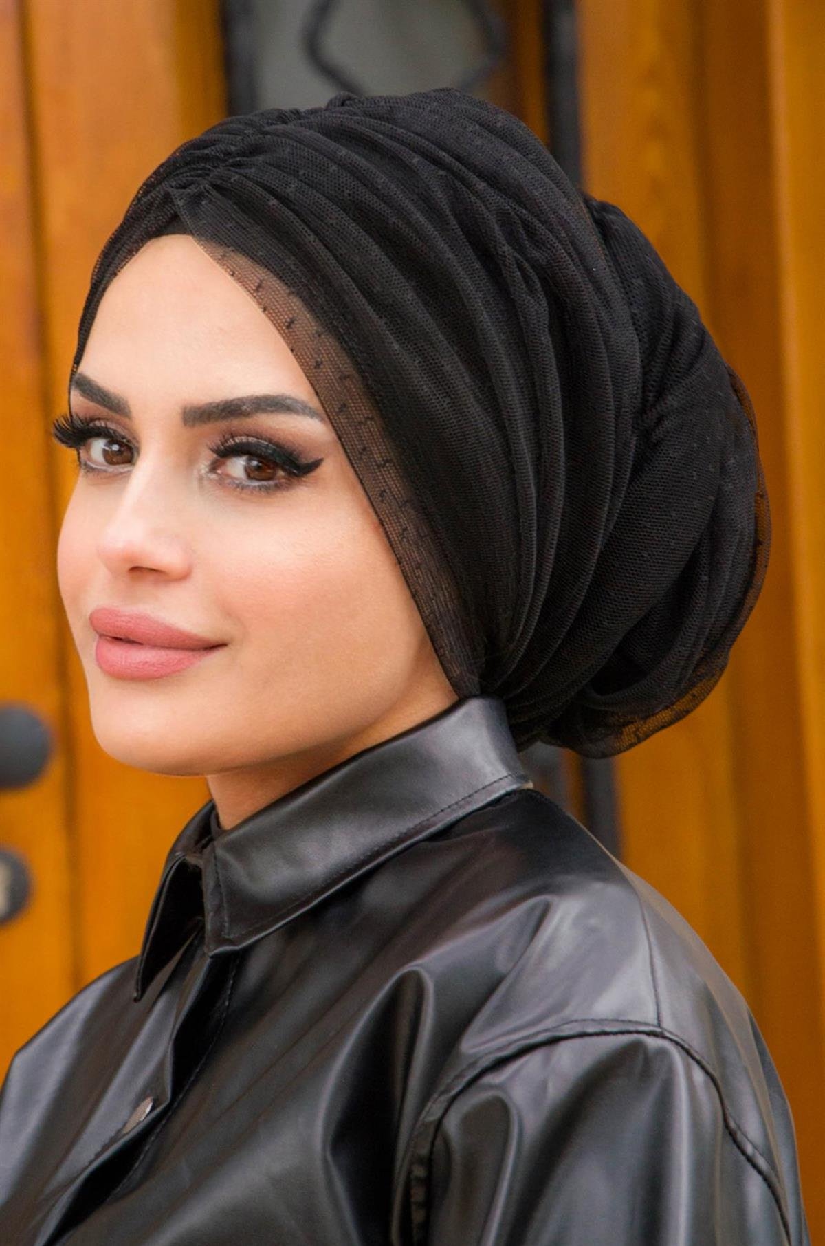 Siyah Tül Büzgülü Dolama Bone