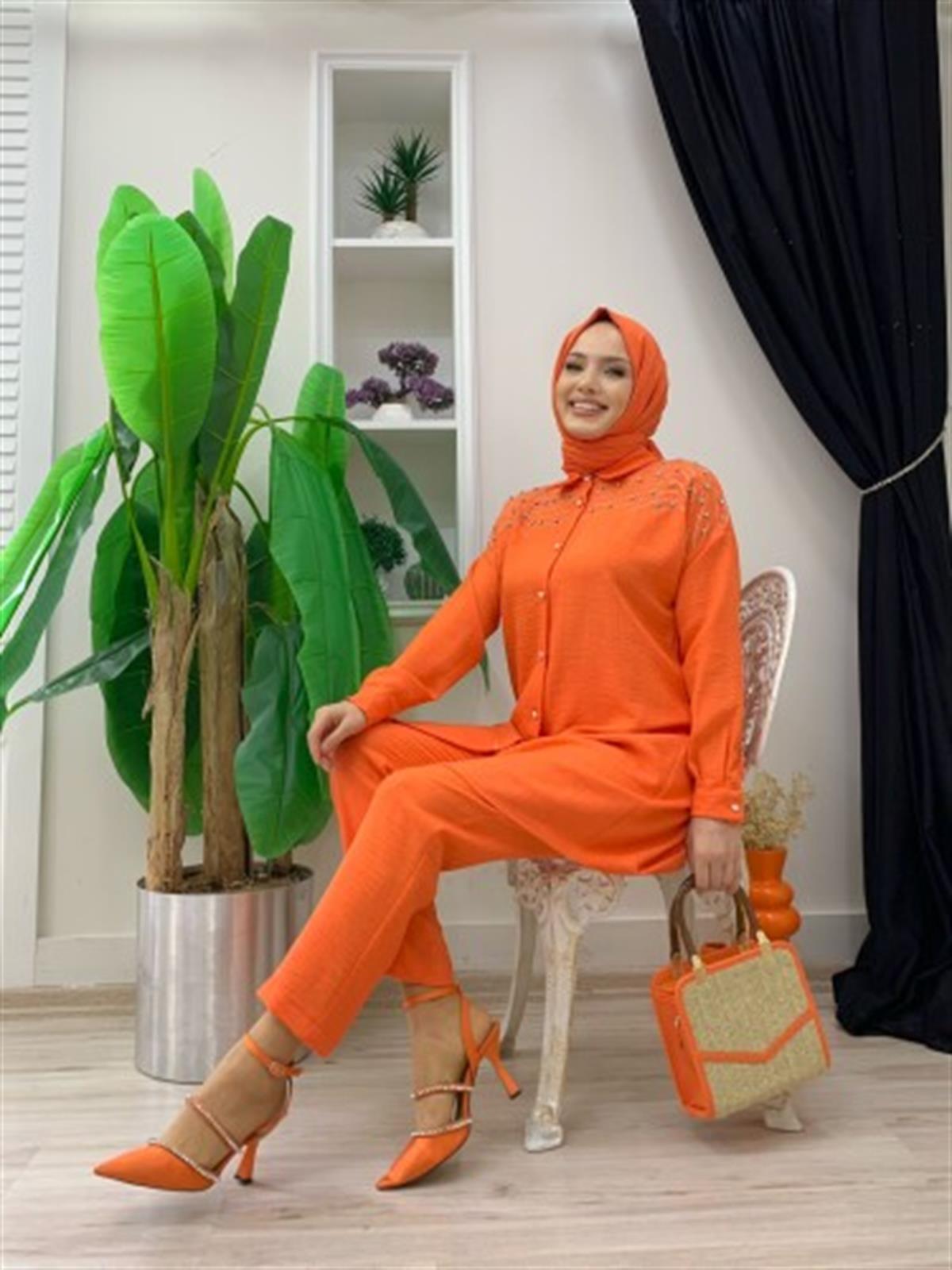 Taş İşlemeli Takım Oranj