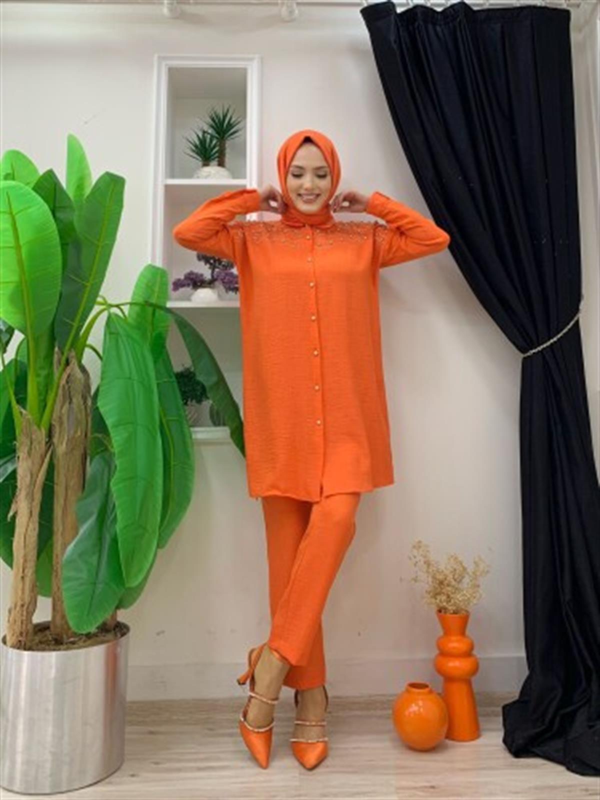 Taş İşlemeli Takım Oranj