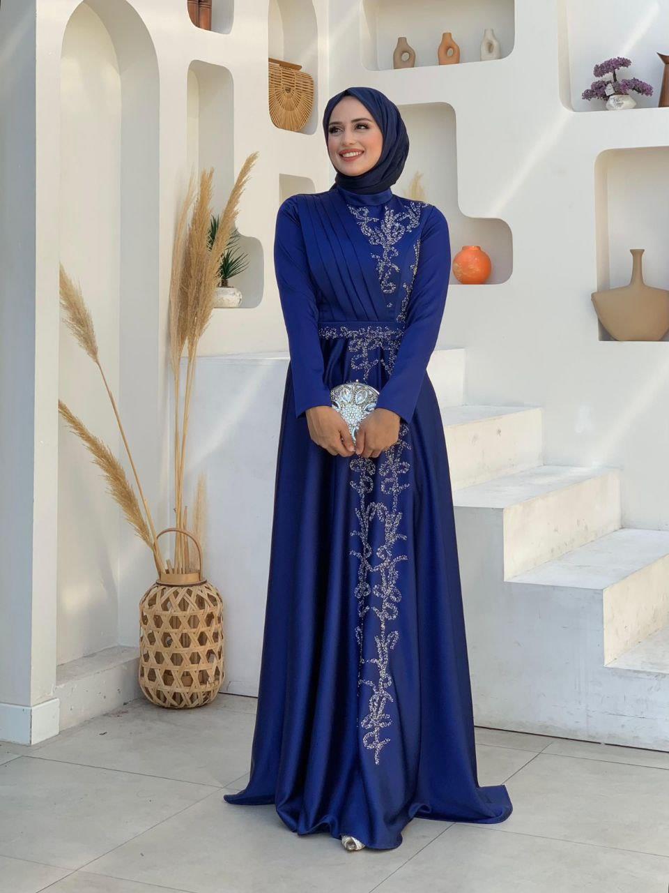 Taşli Kemer Aksesuarlı Saten Abiye Elbise Lacivert