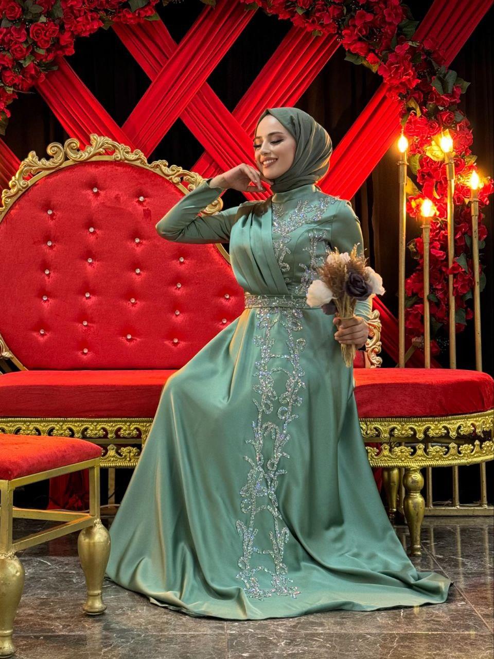 Taşli Kemer Aksesuarlı Saten Abiye Elbise Mint