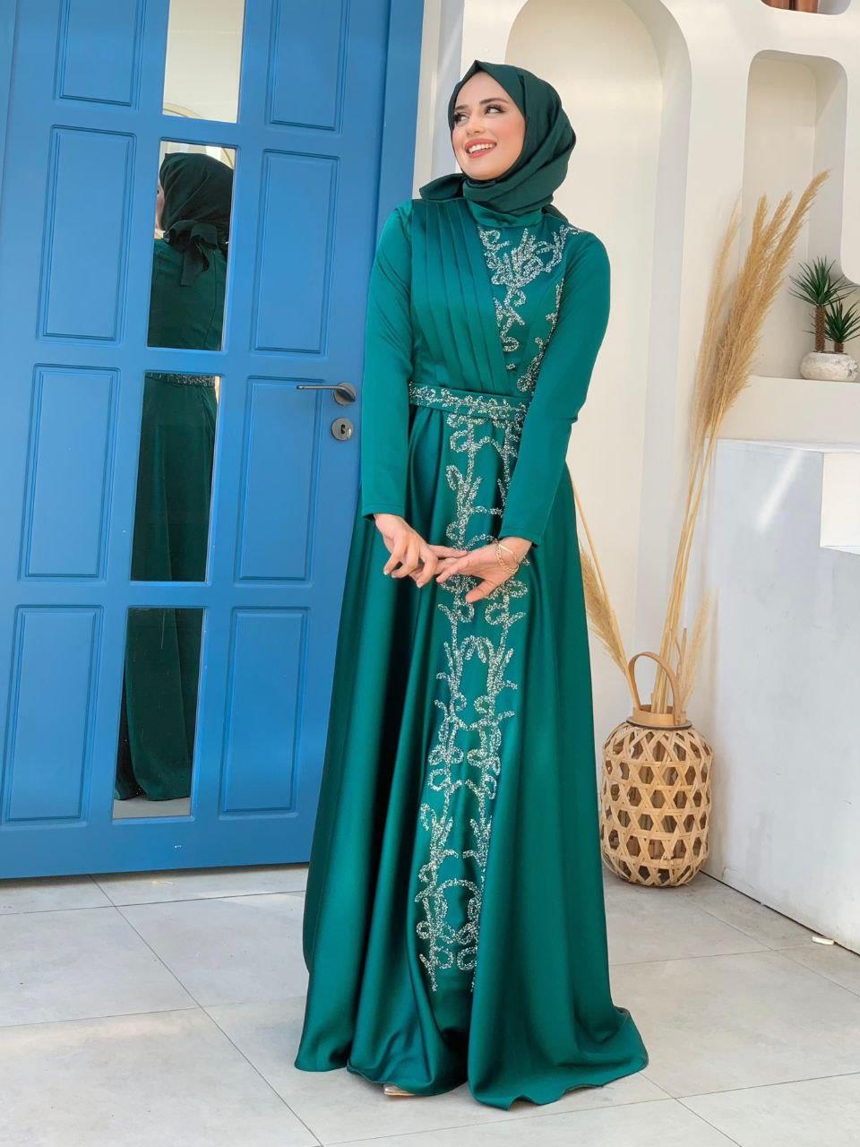 Taş Detaylı Elbise Vizon