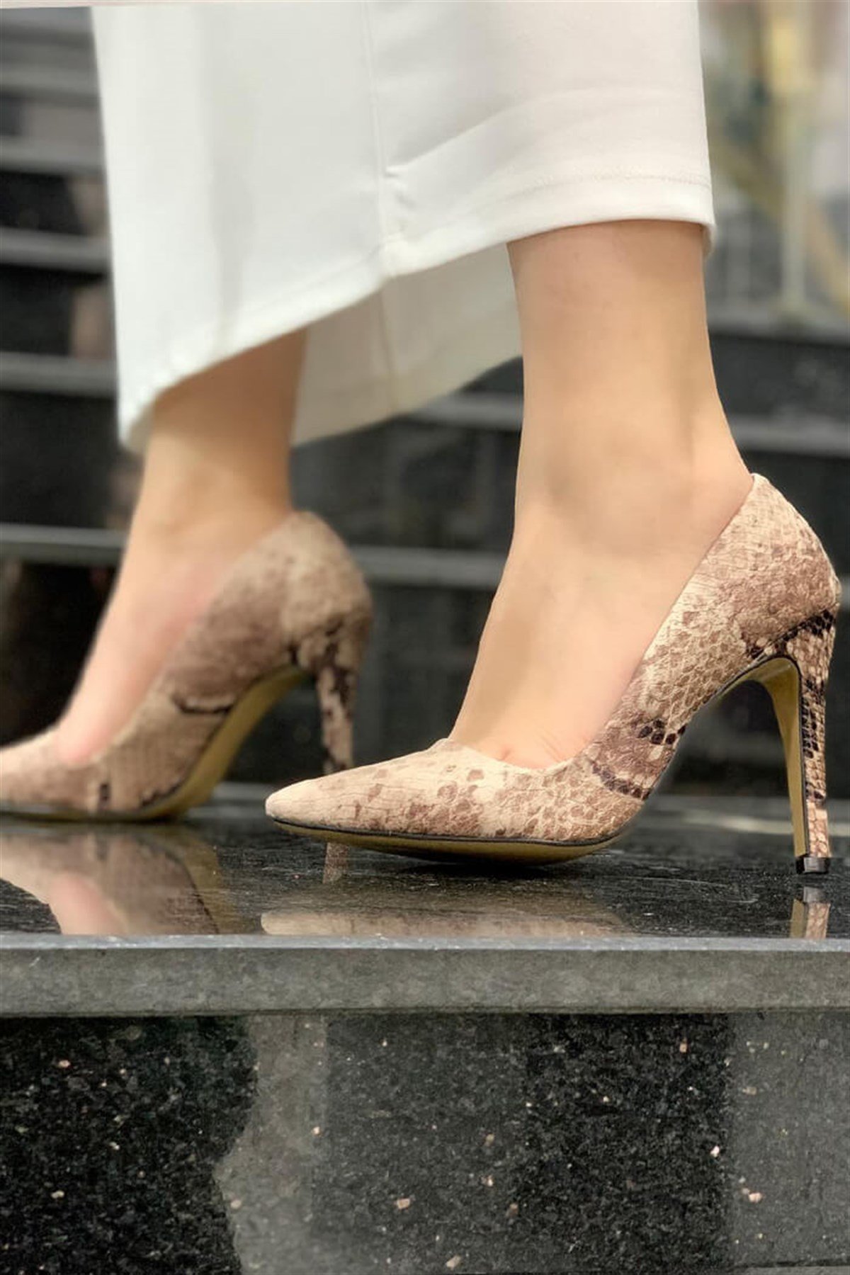 Vizon Desenli Deri Stiletto 