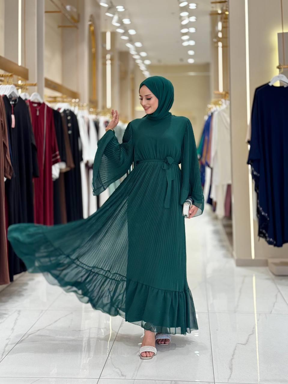 Zümrüt Elbise 