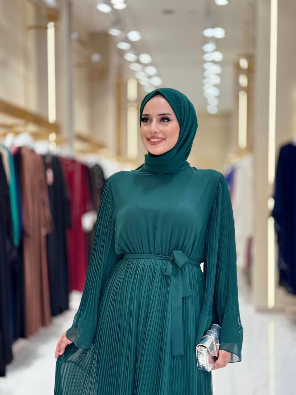 Zümrüt Elbise 