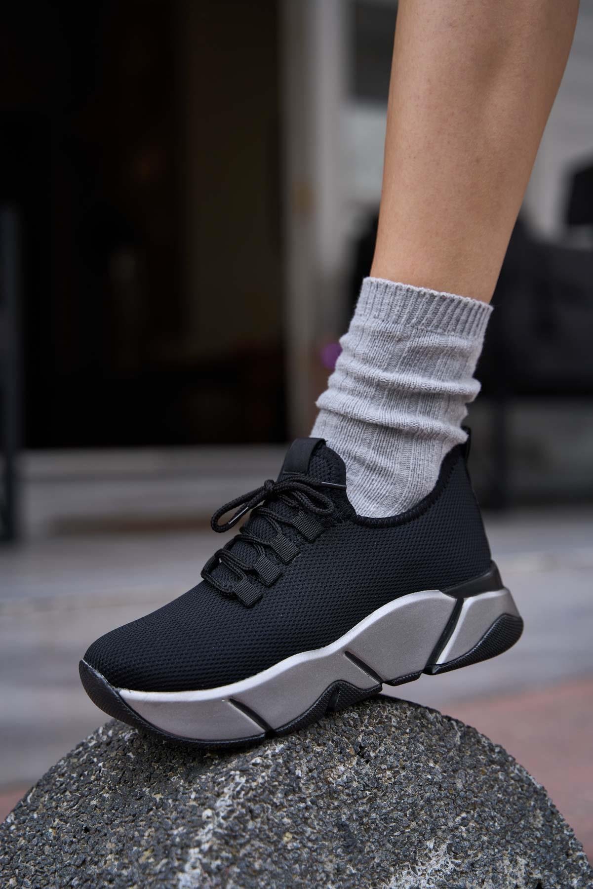 Bağcık Detaylı Fileli Sneaker Ve Günlük Spor Ayakkabı Siyah-Gri