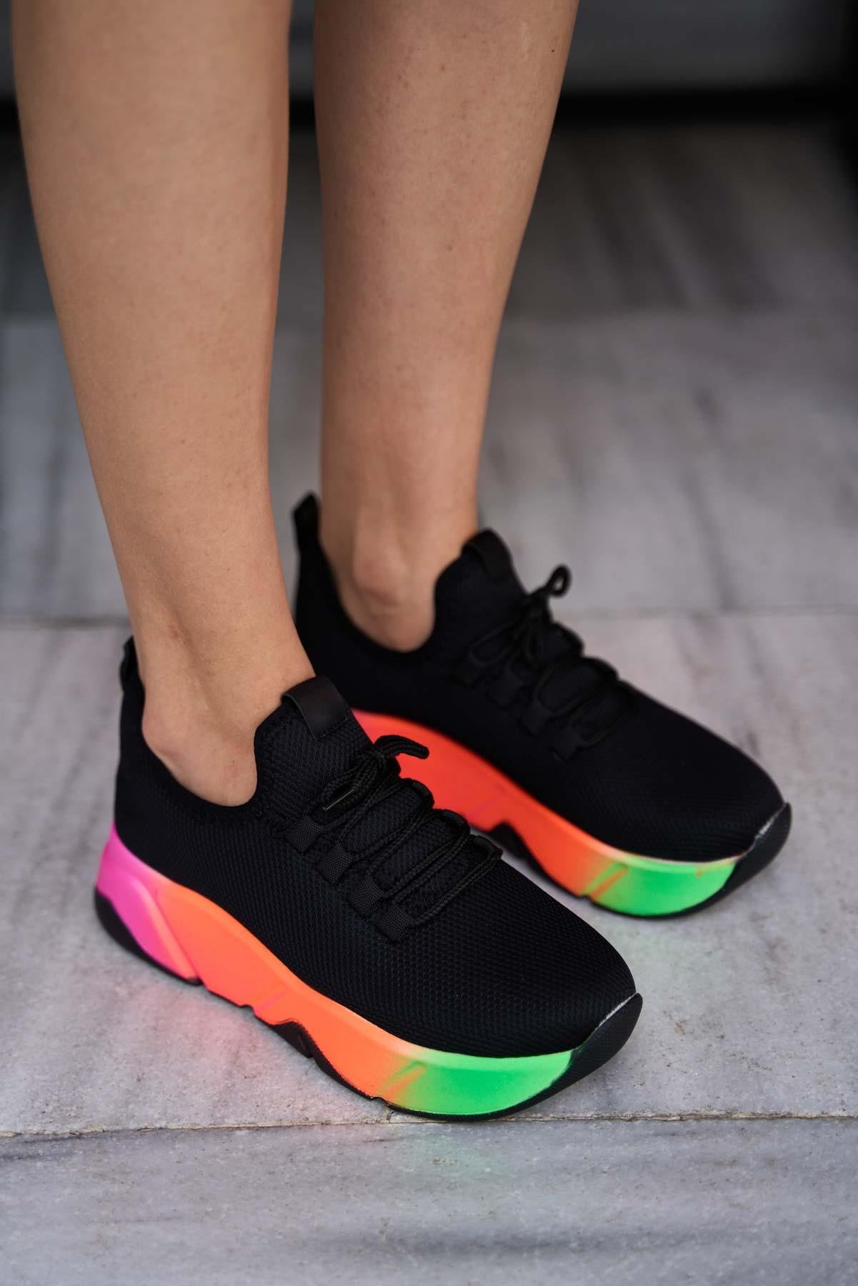 Bağcık Detaylı Fileli Sneaker Ve Günlük Spor Ayakkabı Siyah-Renkli