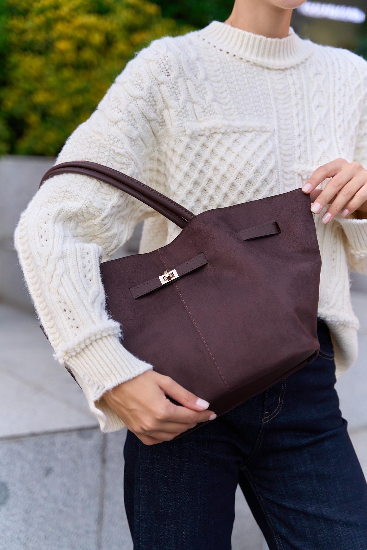 Büzgü Detay Klipsli Süet El Ve Omuz Çantası Kahverengi Süet