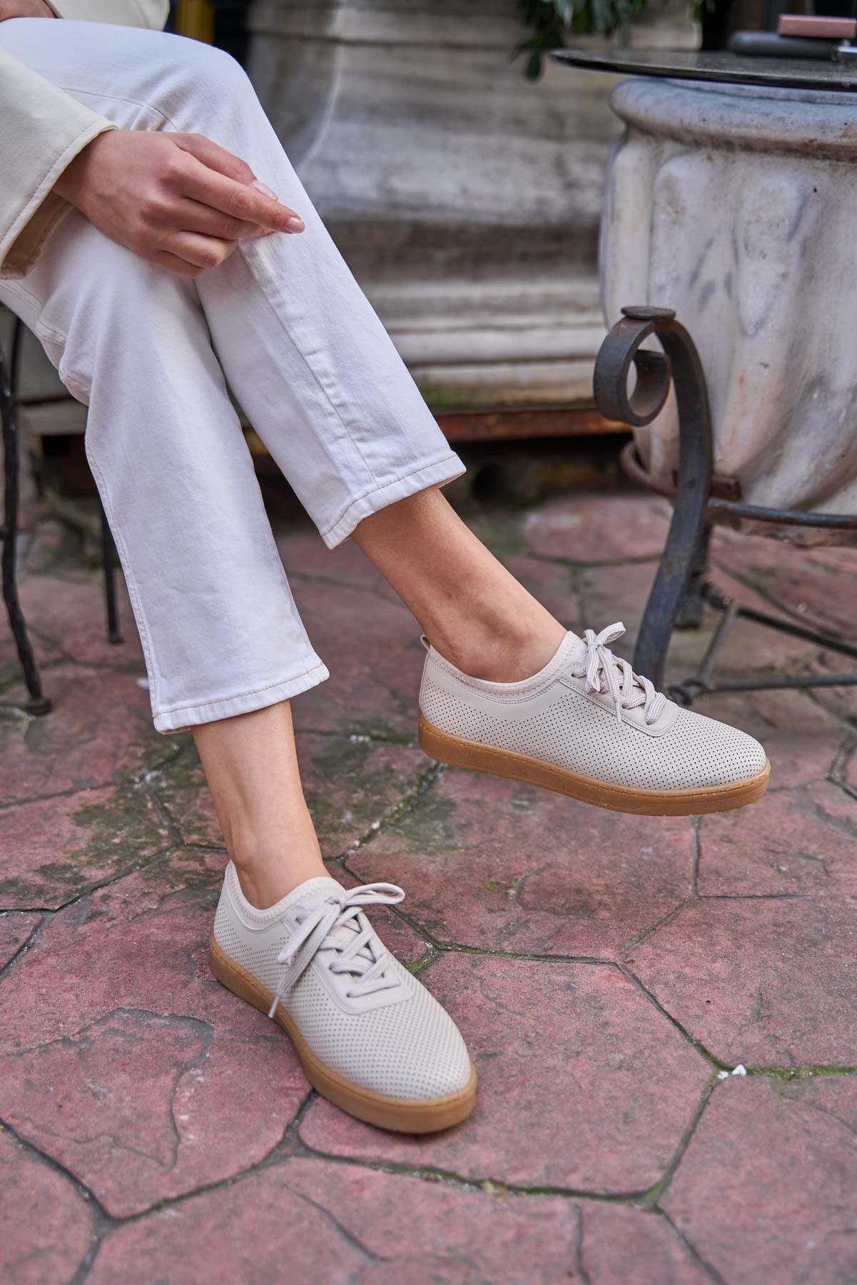 File Dokulu Spor Ayakkabı Bej