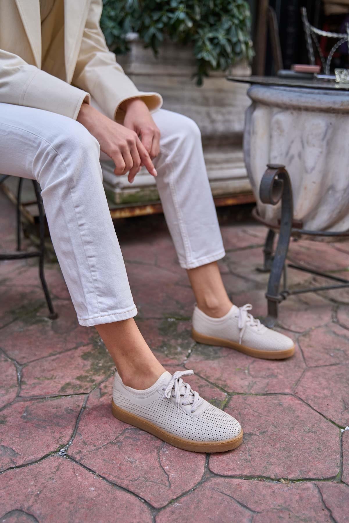 File Dokulu Spor Ayakkabı Bej