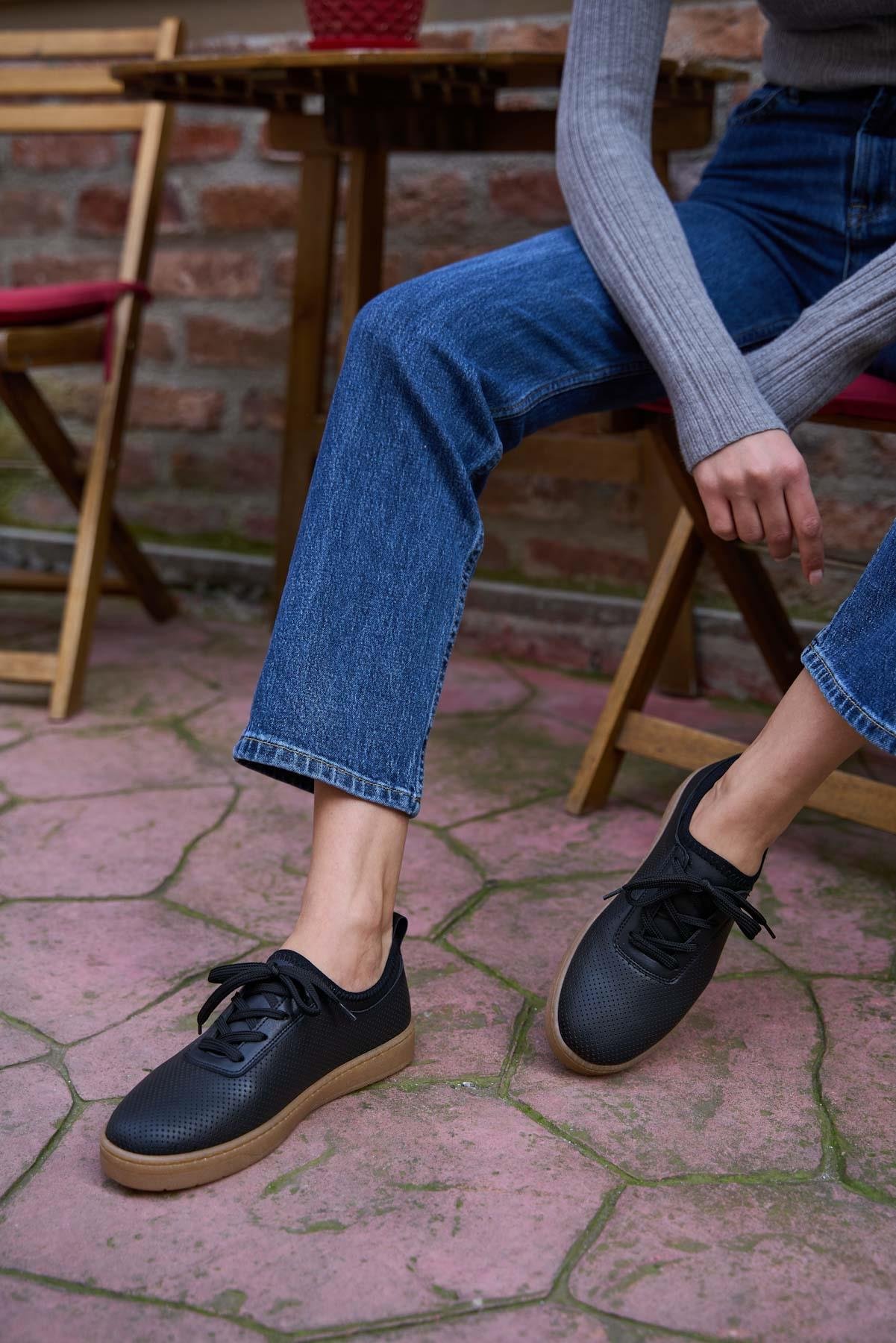 File Dokulu Spor Ayakkabı Siyah