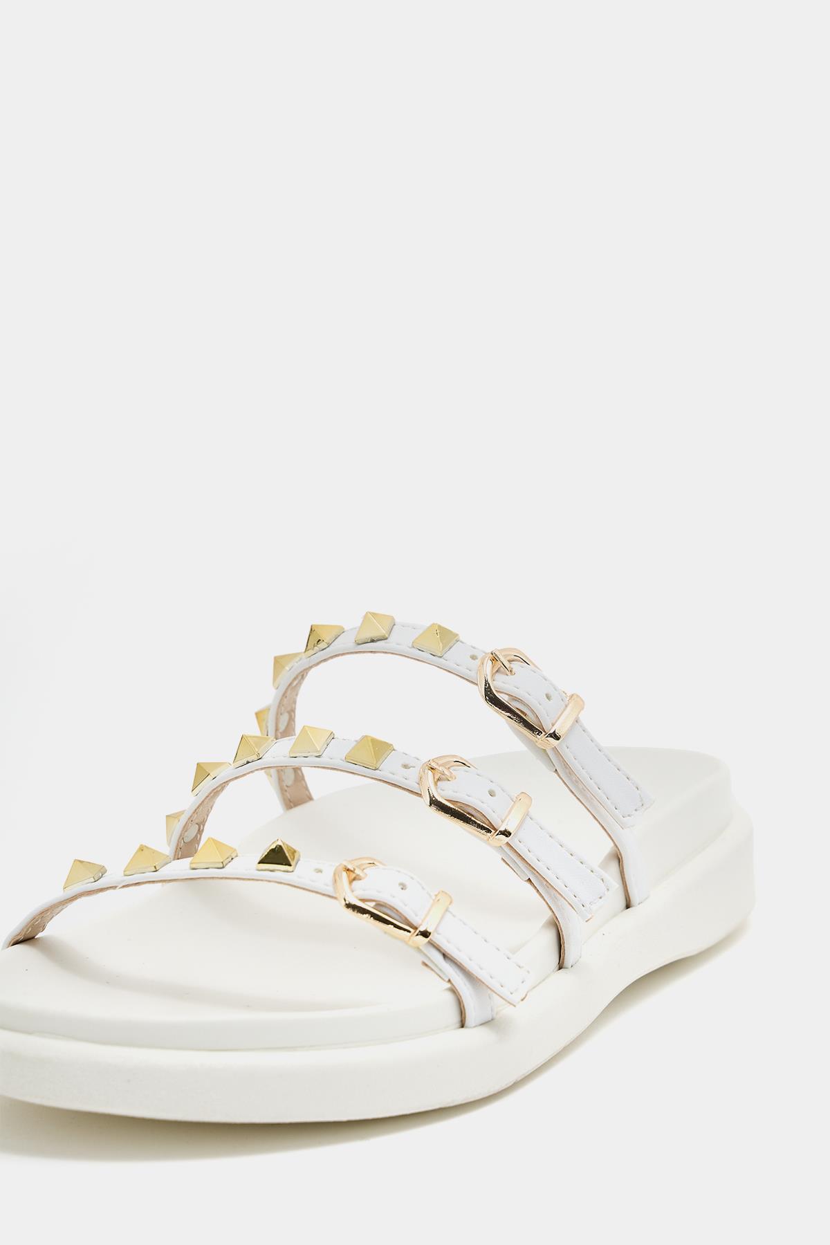 Gold Zımba Detaylı Trend Terlik Beyaz