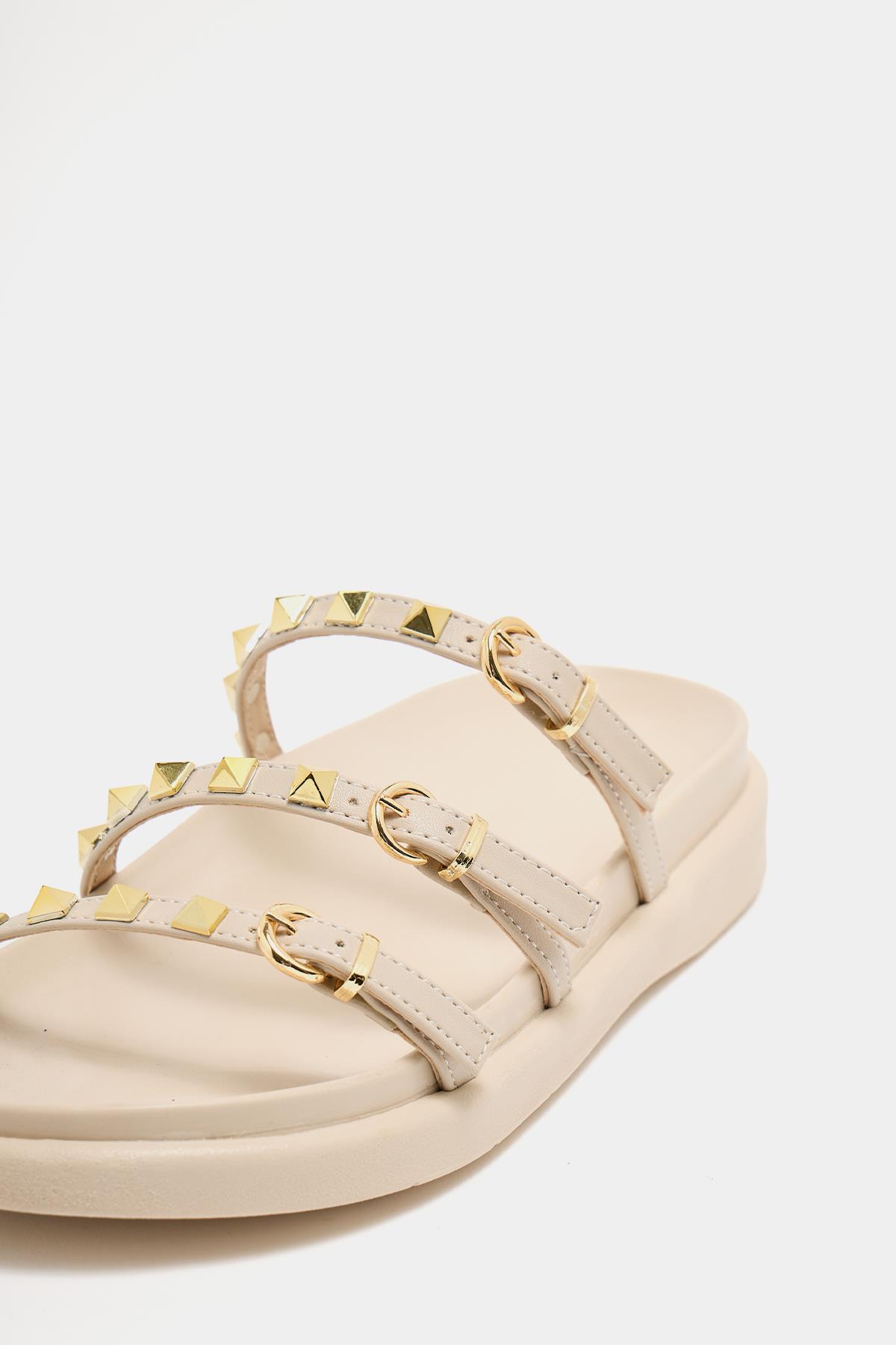 Gold Zımba Detaylı Trend Terlik Krem