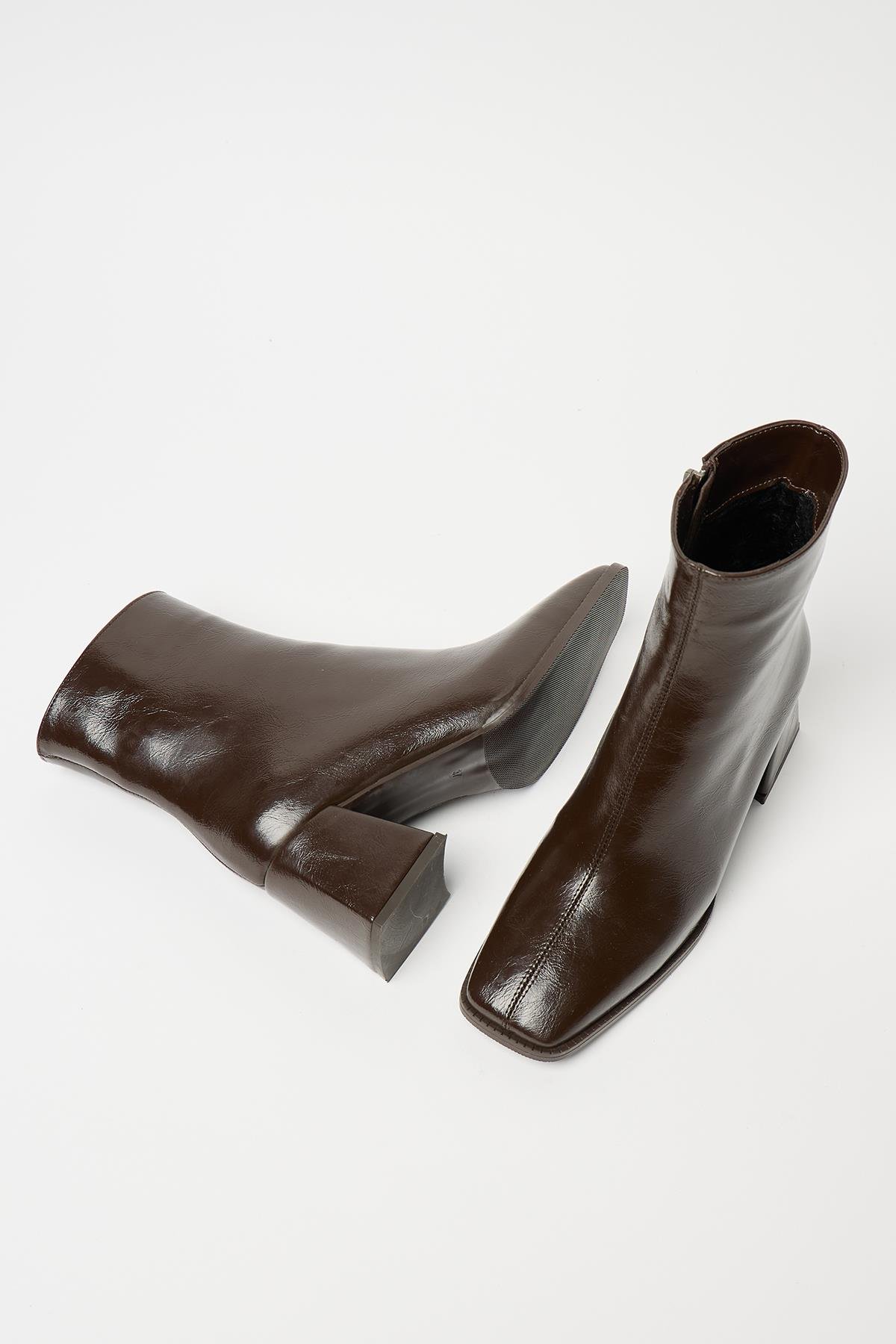 Kadın Kahverengi Rugan Bot & Bootie Küt Burun Topuklu Kontrast PU Deri Fermuarlı Şık