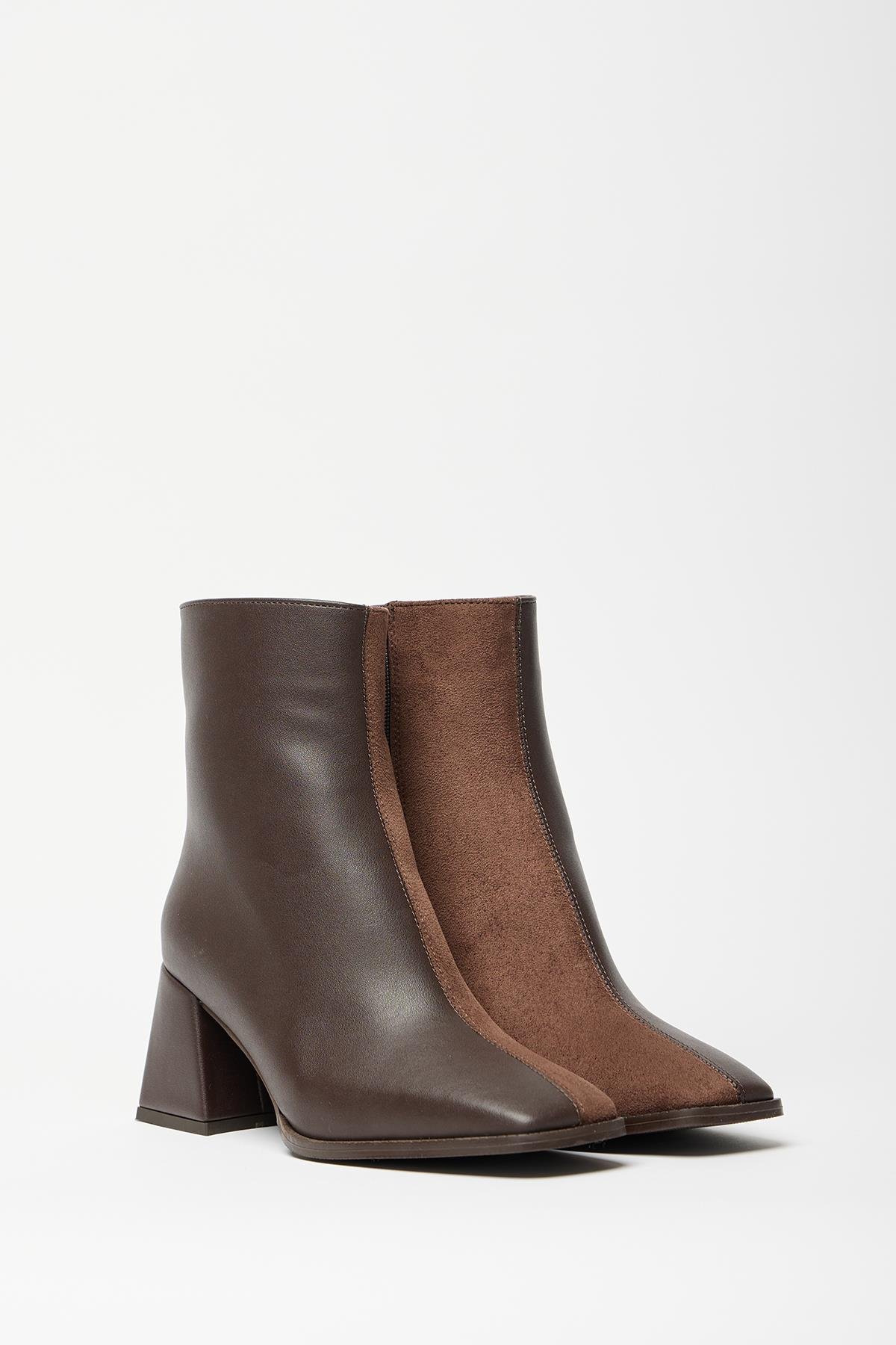 Kadın Kahverengi Süet Küt Burun Topuklu Bot & Bootie – Fermuarlı Günlük Şık