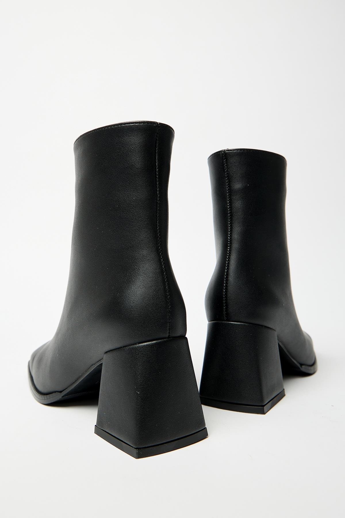 Kadın Siyah  Bot & Bootie Küt Burun Topuklu Kontrast PU Deri Fermuarlı Şık