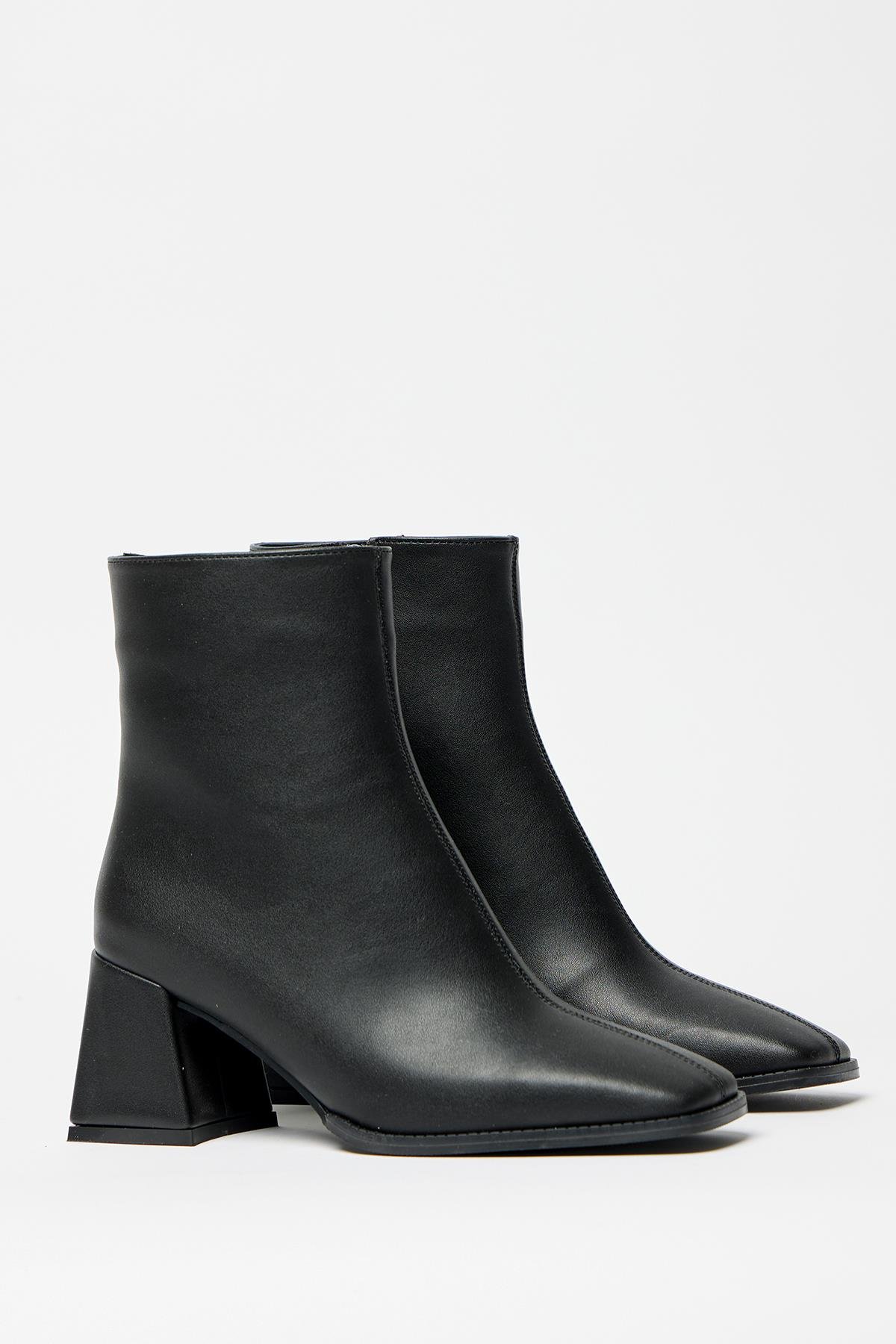 Kadın Siyah  Bot & Bootie Küt Burun Topuklu Kontrast PU Deri Fermuarlı Şık