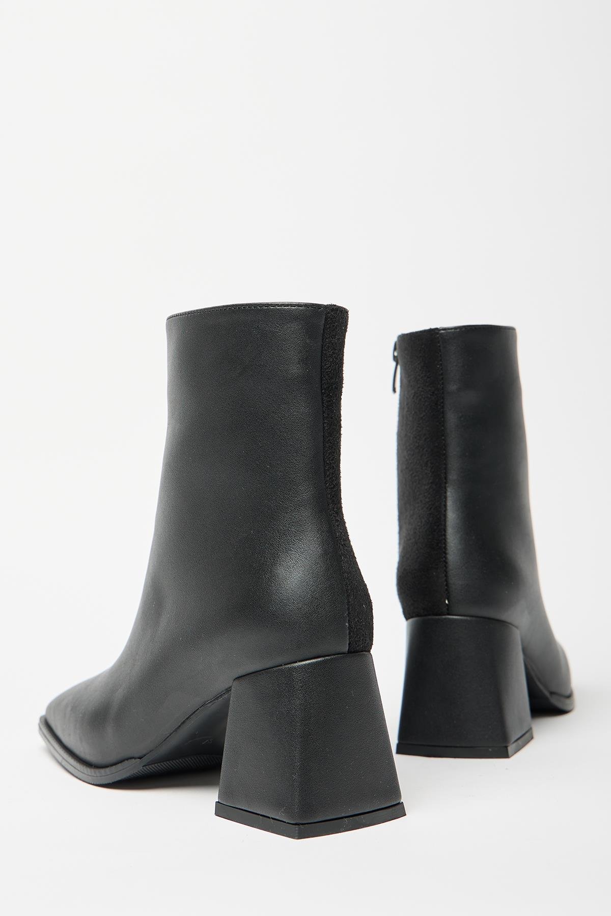 Kadın Siyah Süet Bot & Bootie Küt Burun Topuklu Kontrast PU Deri Fermuarlı Şık