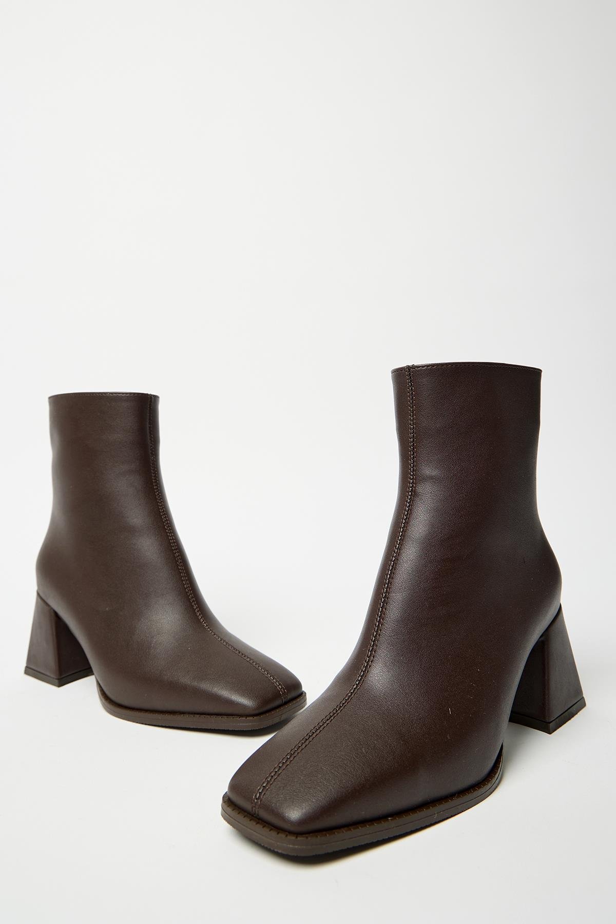 Kahverengi  Bot & Bootie Küt Burun Topuklu Kontrast PU Deri Fermuarlı Şık