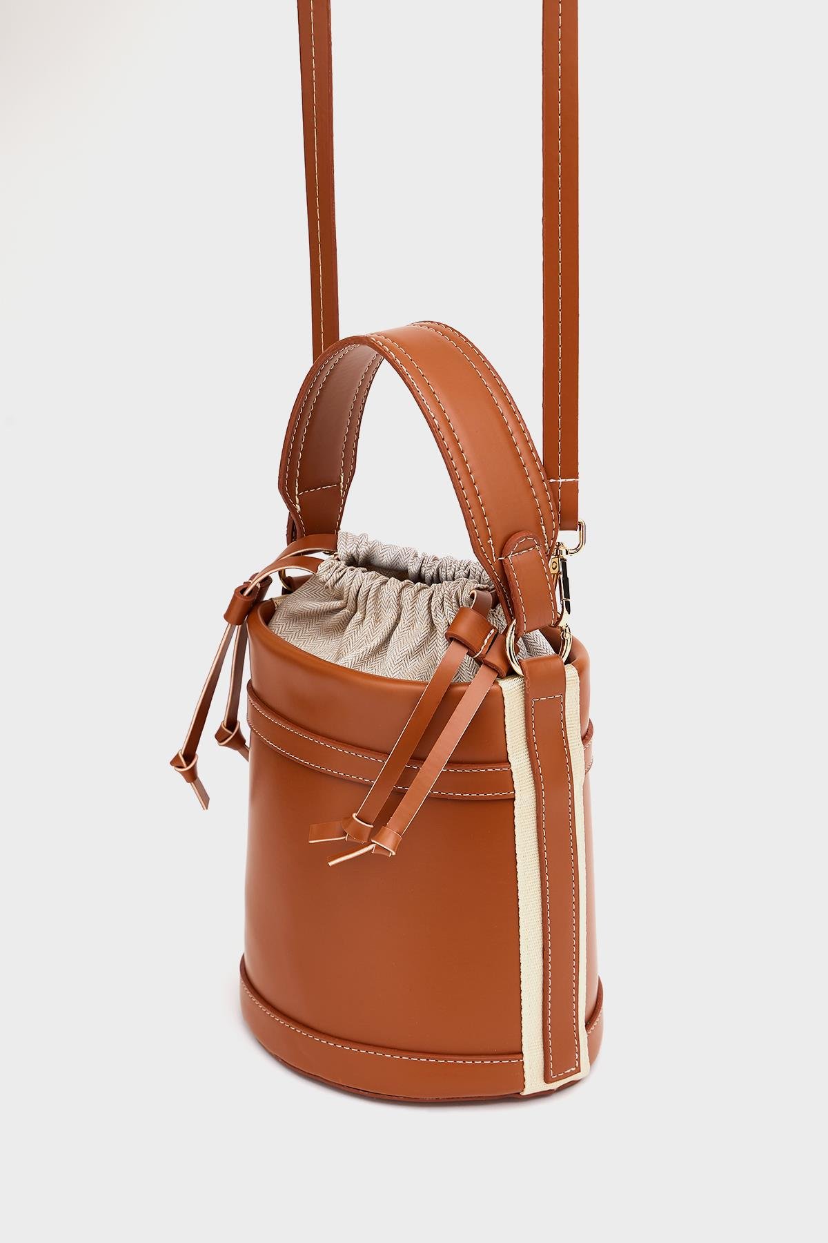 Kontrast Dikişli Kova El ve Omuz  Çanta Taba