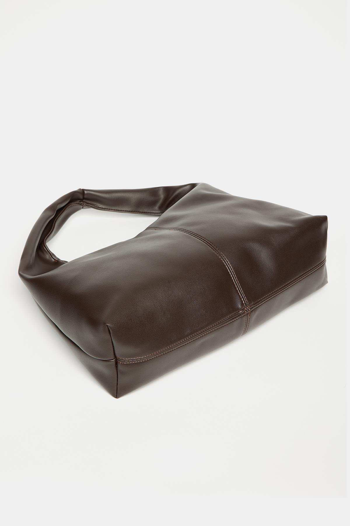 Shopper Omuz Çantası – Yumuşak Form Vintage Model Kahverengi  PU Deri