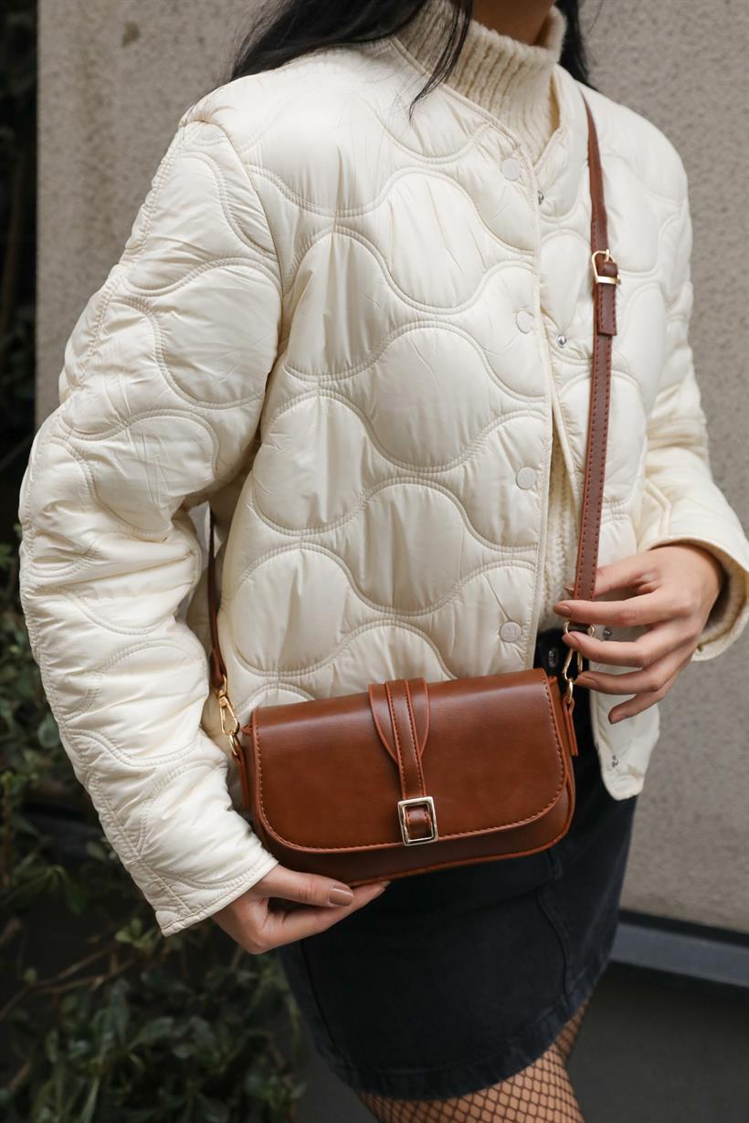 Taba Kadın Tokalı Çapraz Askılı Çanta