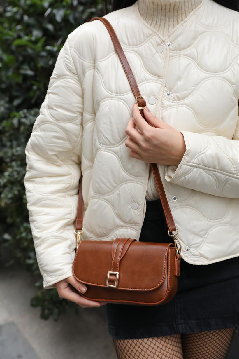 Taba Kadın Tokalı Çapraz Askılı Çanta