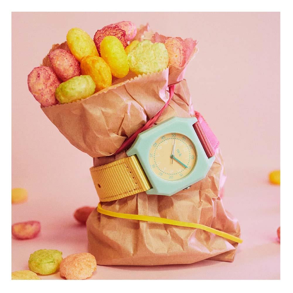 Bubble Gum Watch Çocuk Kitapları Uzmanı - Children's Books Expert