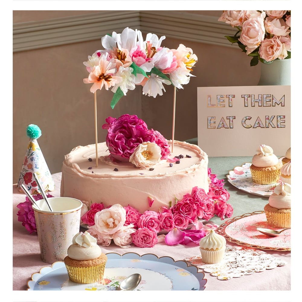 ÇİÇEKLİ PASTA SÜSÜ Çocuk Kitapları Uzmanı - Children's Books Expert