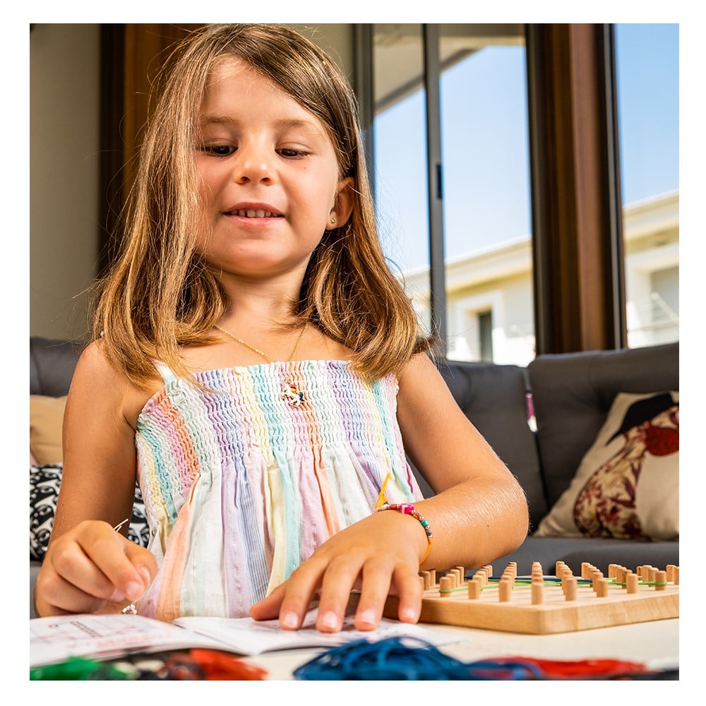 GEOBOARD - AHŞAP LASTİKLİ ŞEKİLLER Çocuk Kitapları Uzmanı - Children's Books Expert