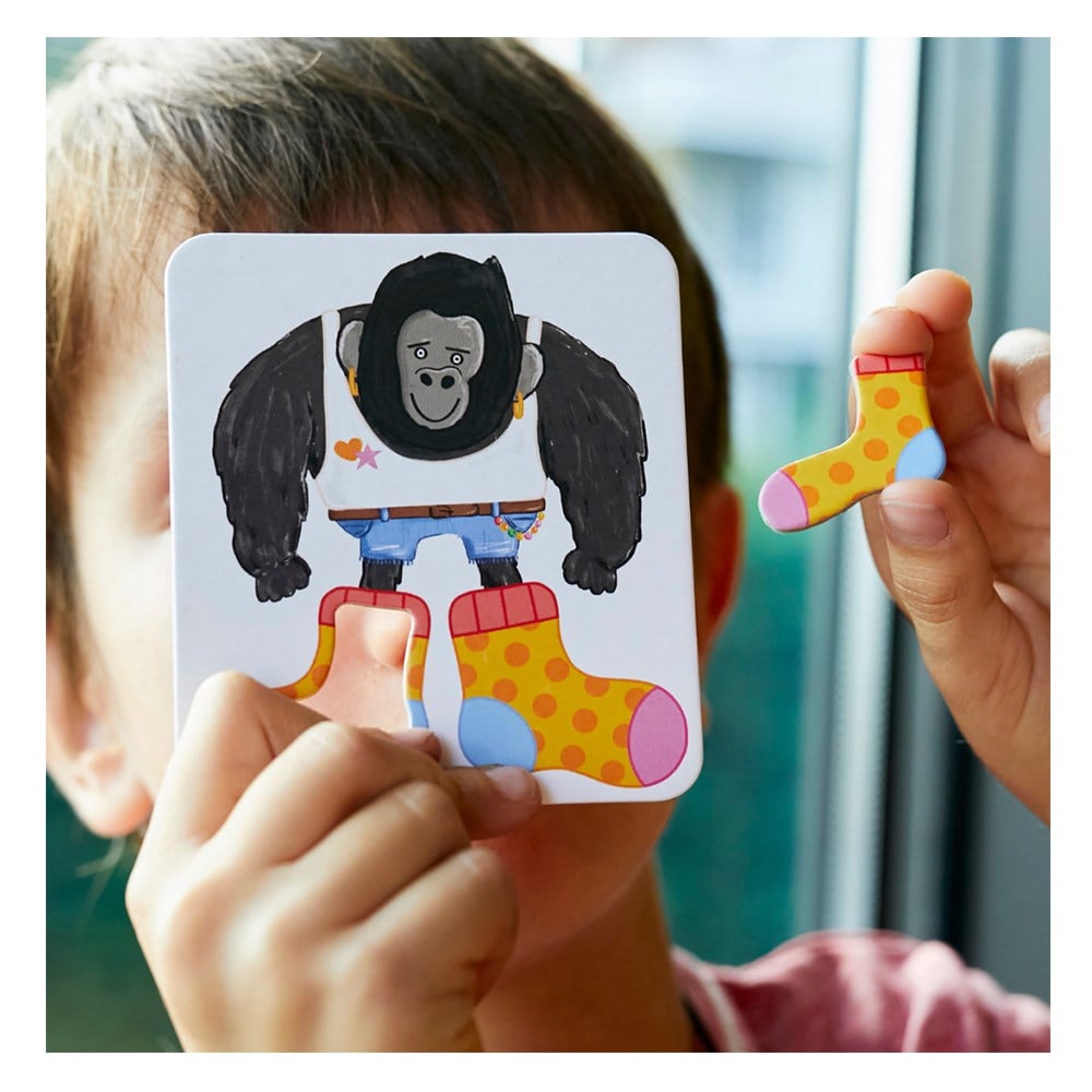GIANT GORILLA SOCKS Çocuk Kitapları Uzmanı - Children's Books Expert