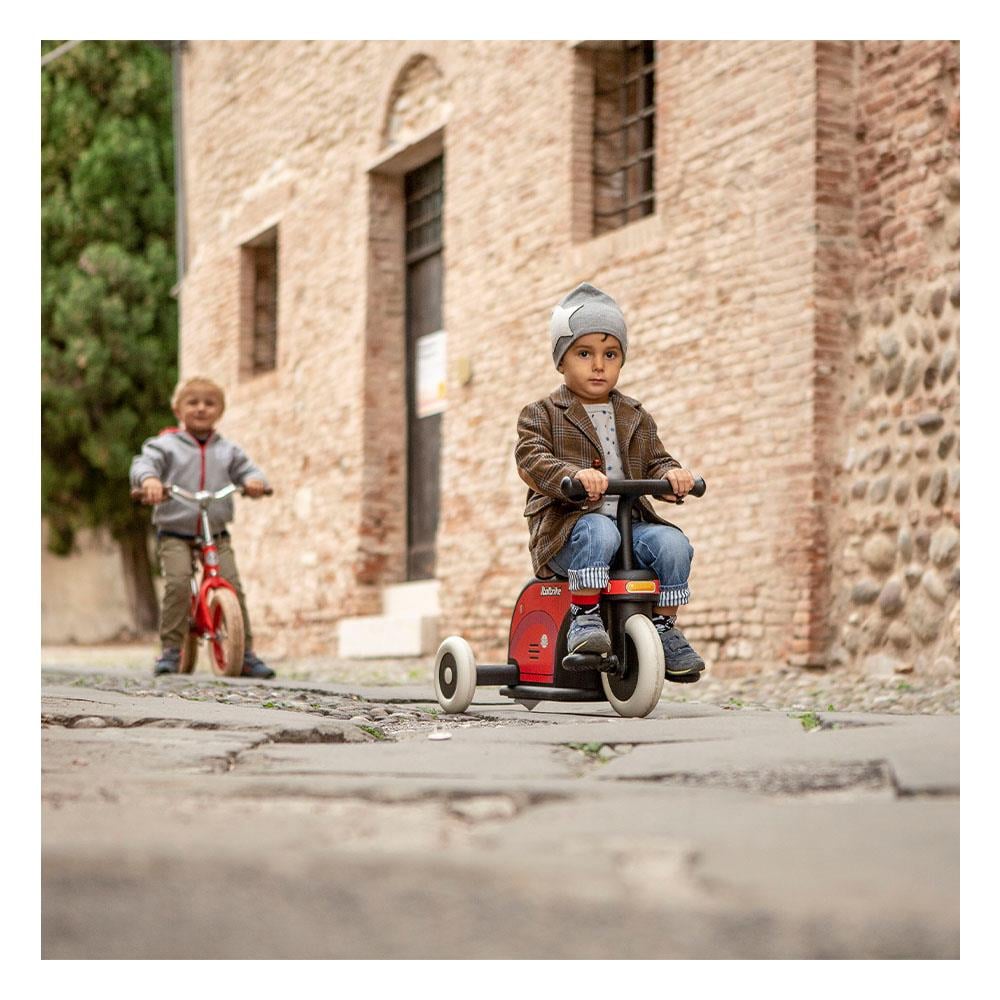 La Cosa 2 - Scooter Çocuk Kitapları Uzmanı - Children's Books Expert