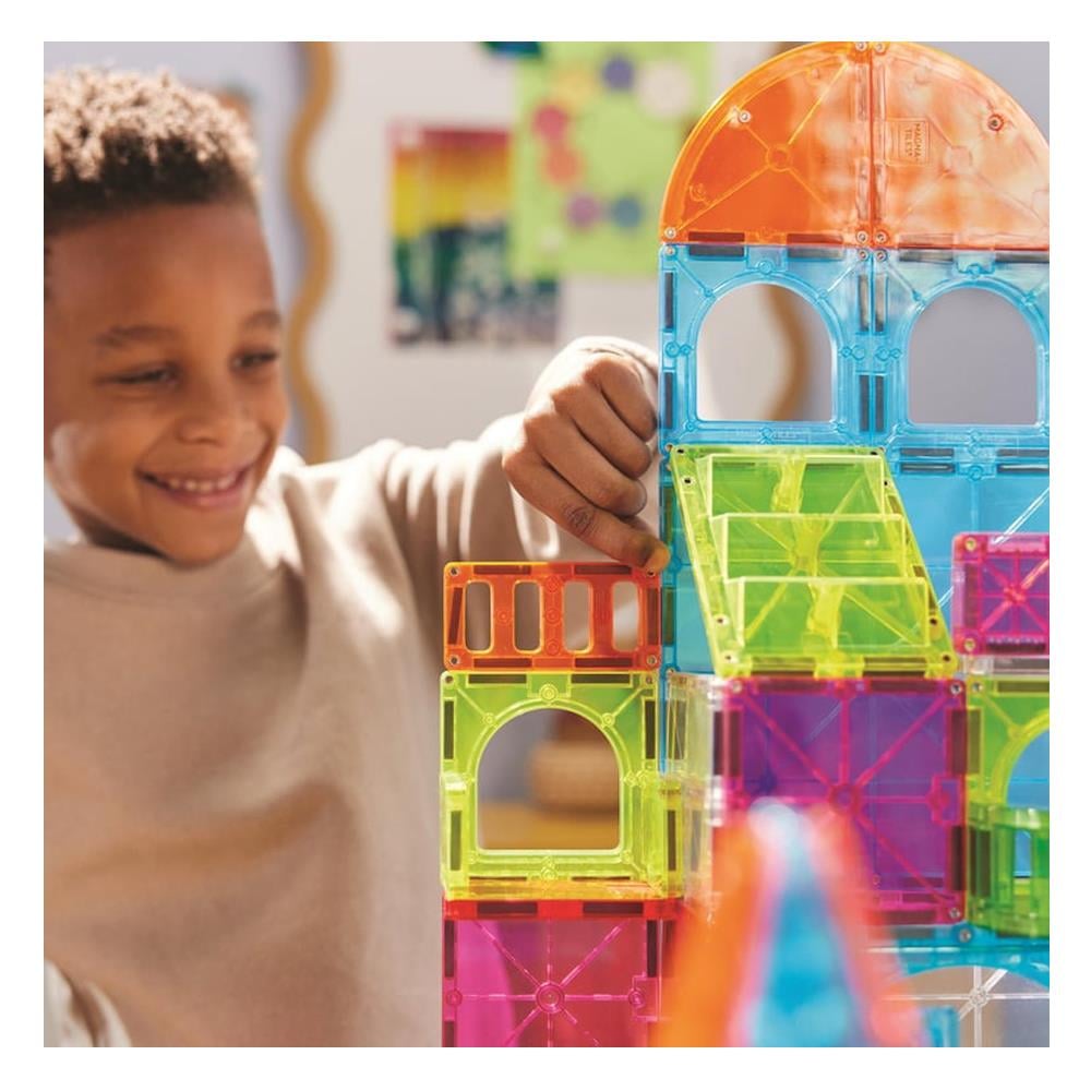 Magna-Tıles City Center 110 Parça Set Çocuk Kitapları Uzmanı - Children's Books Expert