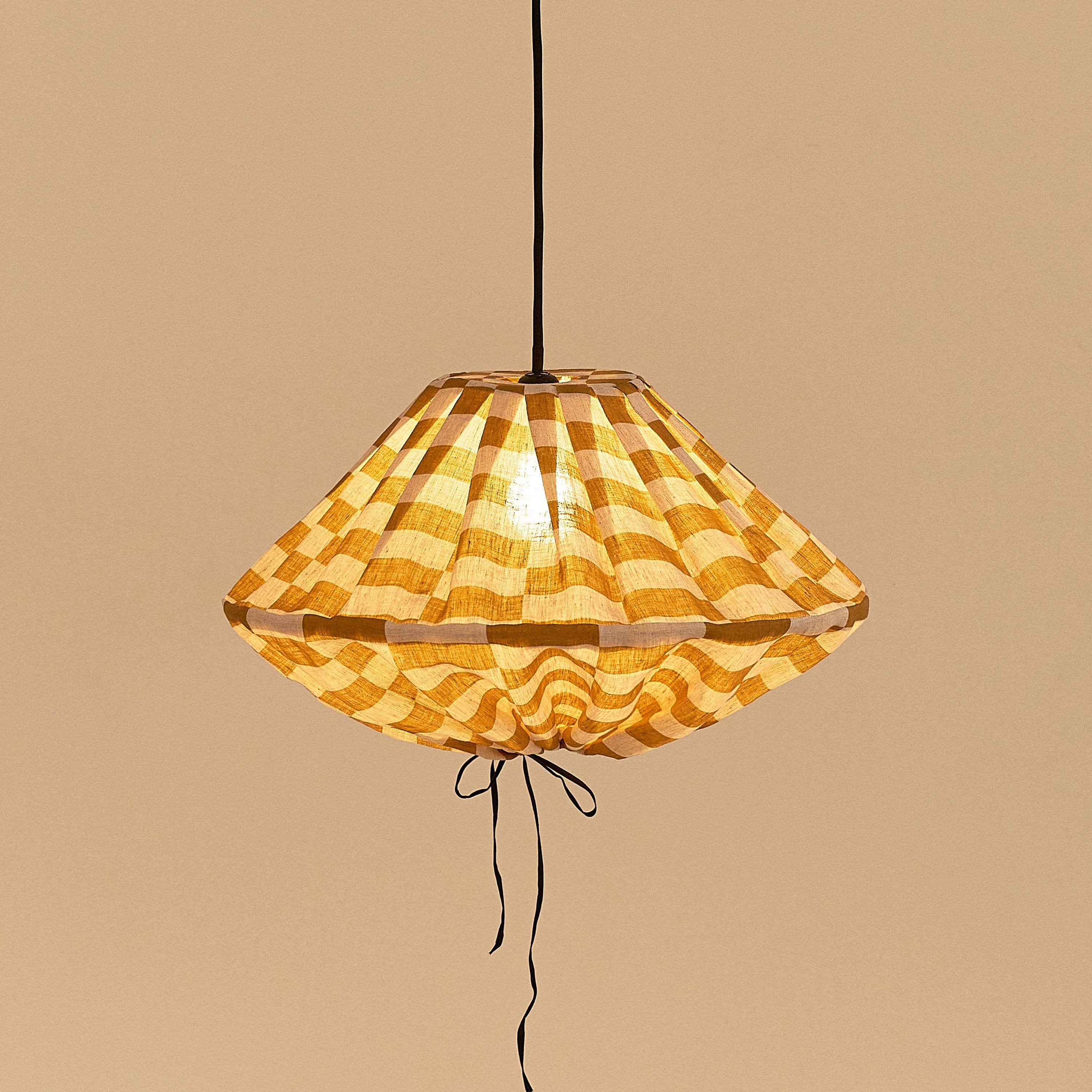 Nobodioz Yumi Aydınlatma Şapkası, 50cm çap, Mustard Tiles