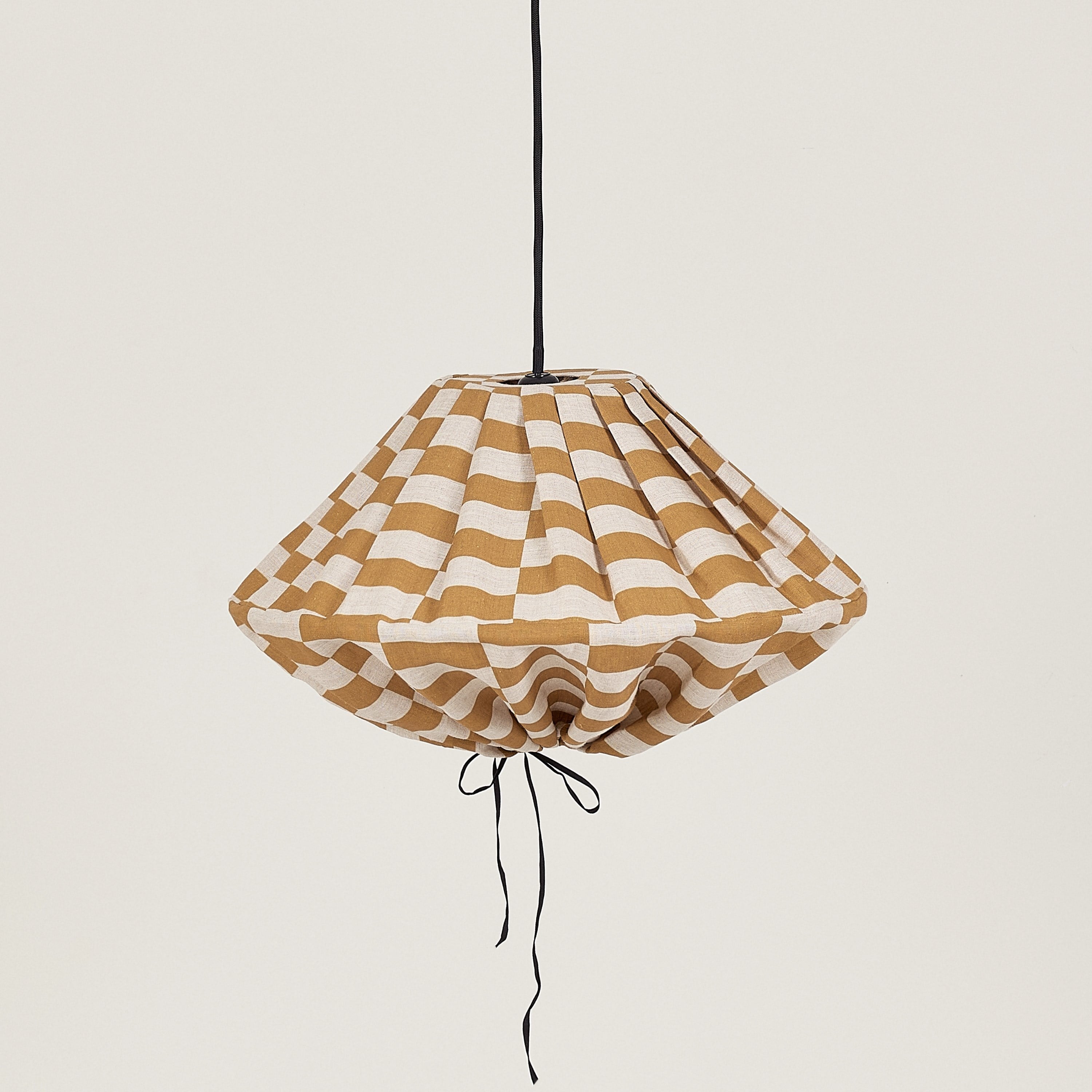 Nobodioz Yumi Aydınlatma Şapkası, 50cm çap, Mustard Tiles