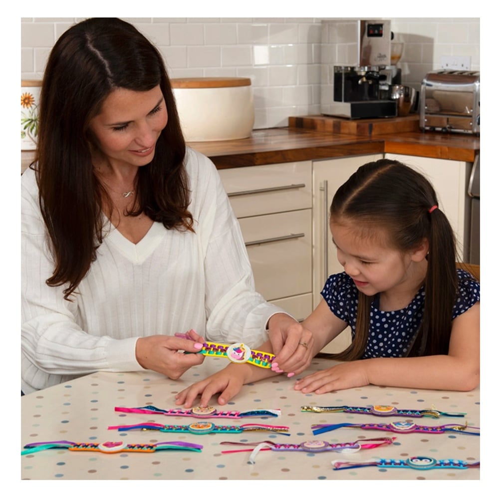 RIBBON BANDS Çocuk Kitapları Uzmanı - Children's Books Expert