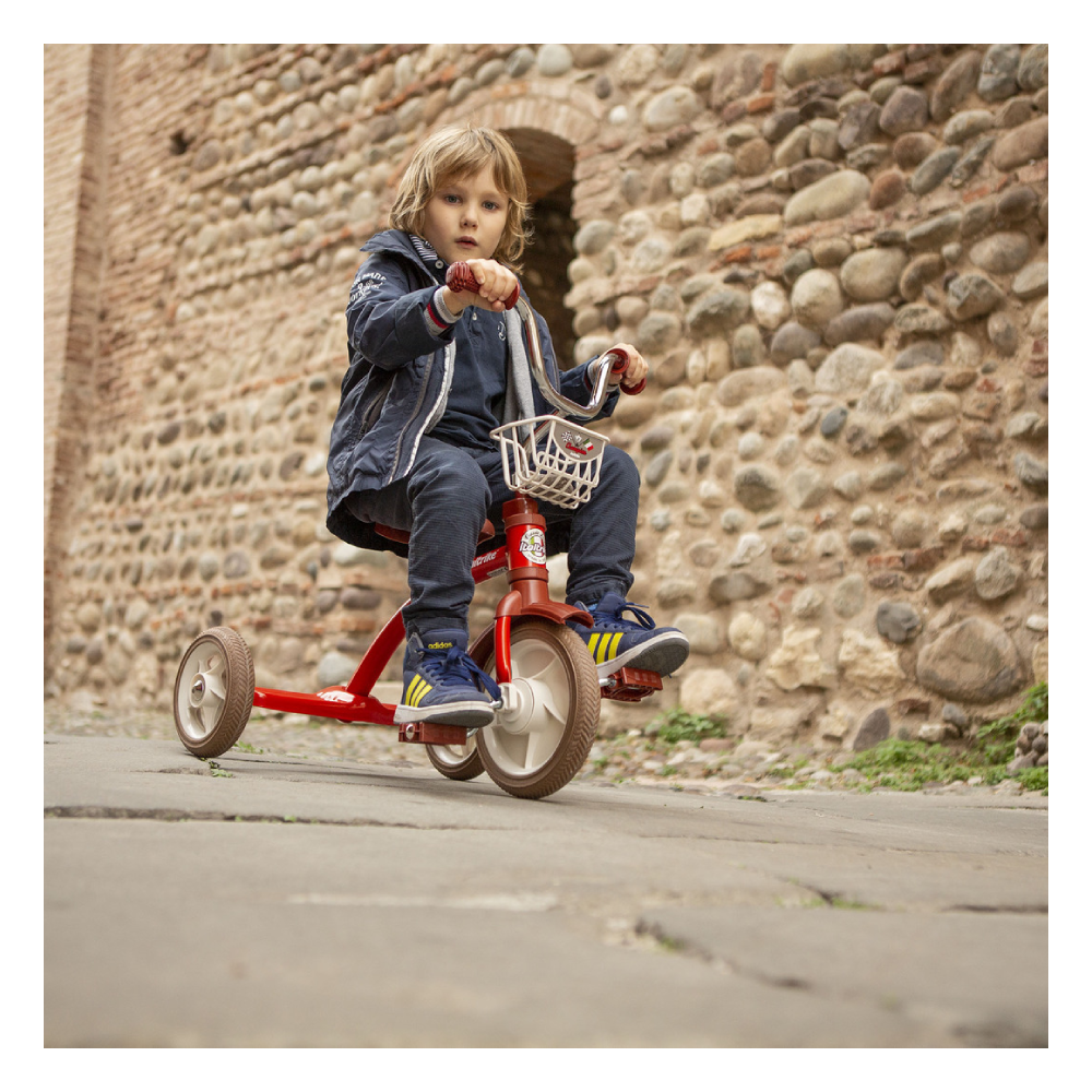 Üç Tekerlekli Bisiklet - Kırmızı Çocuk Kitapları Uzmanı - Children's Books Expert