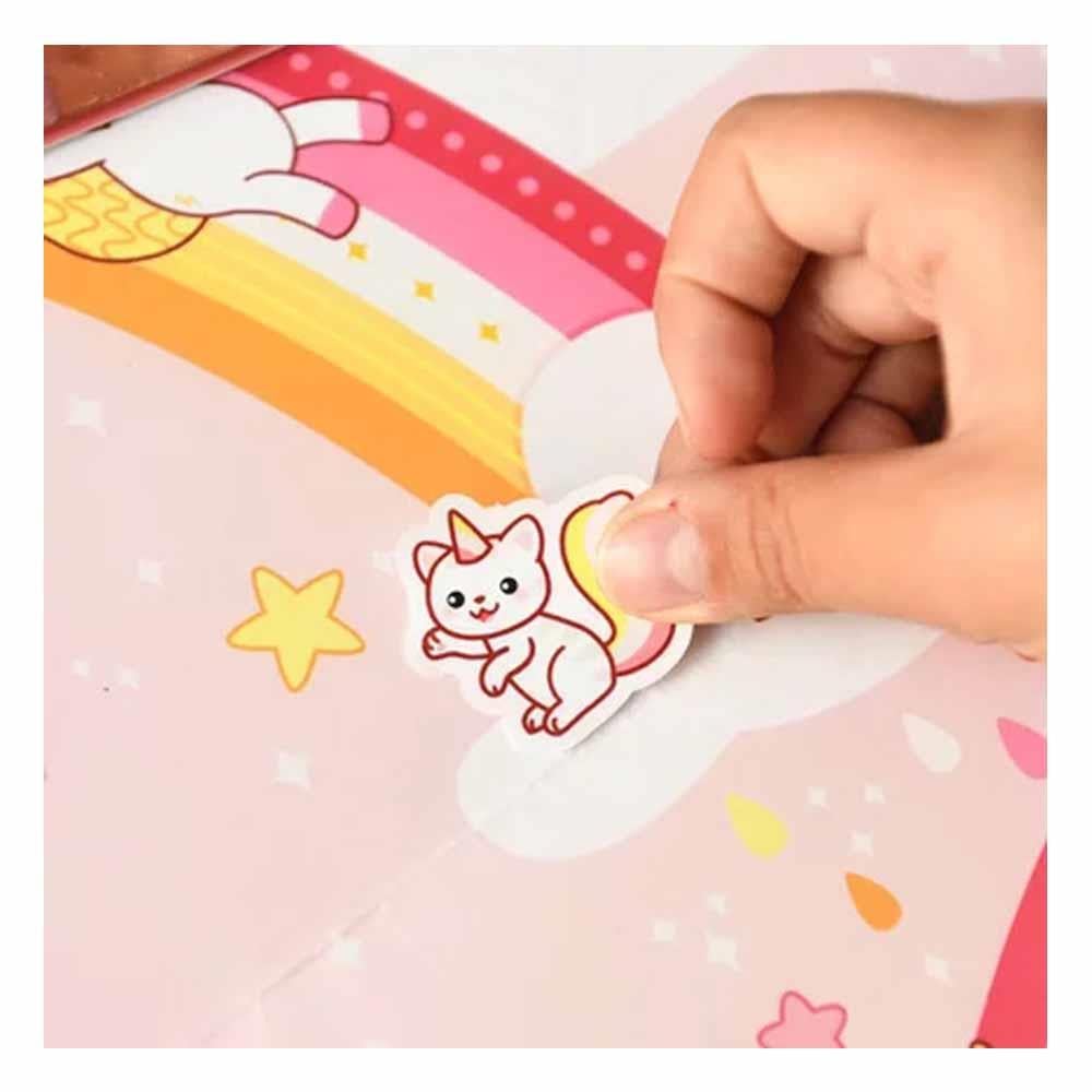 Unicorns - My Creative Poster And Stickers Çocuk Kitapları Uzmanı - Children's Books Expert