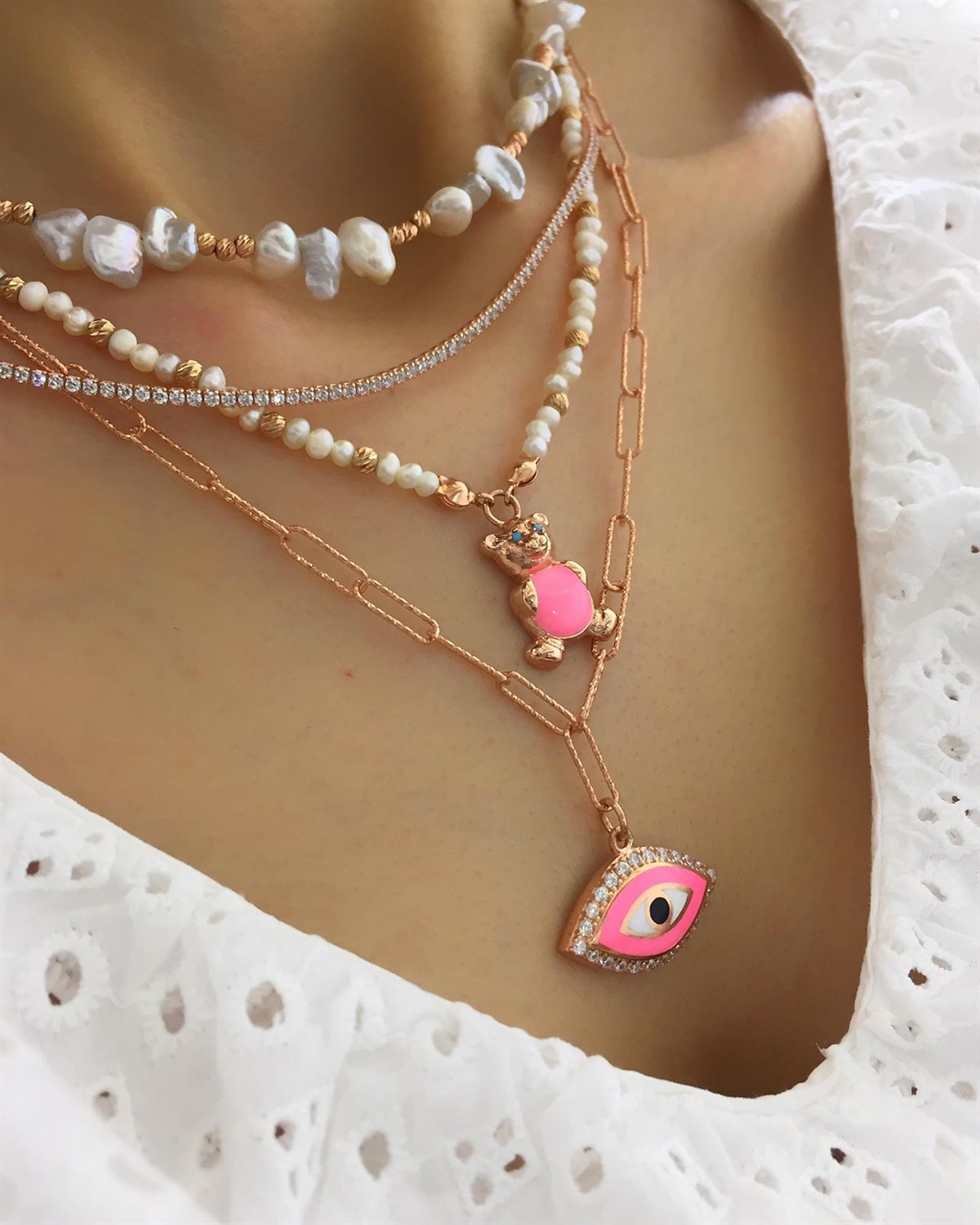 İncili Pembe Teddy Kolye