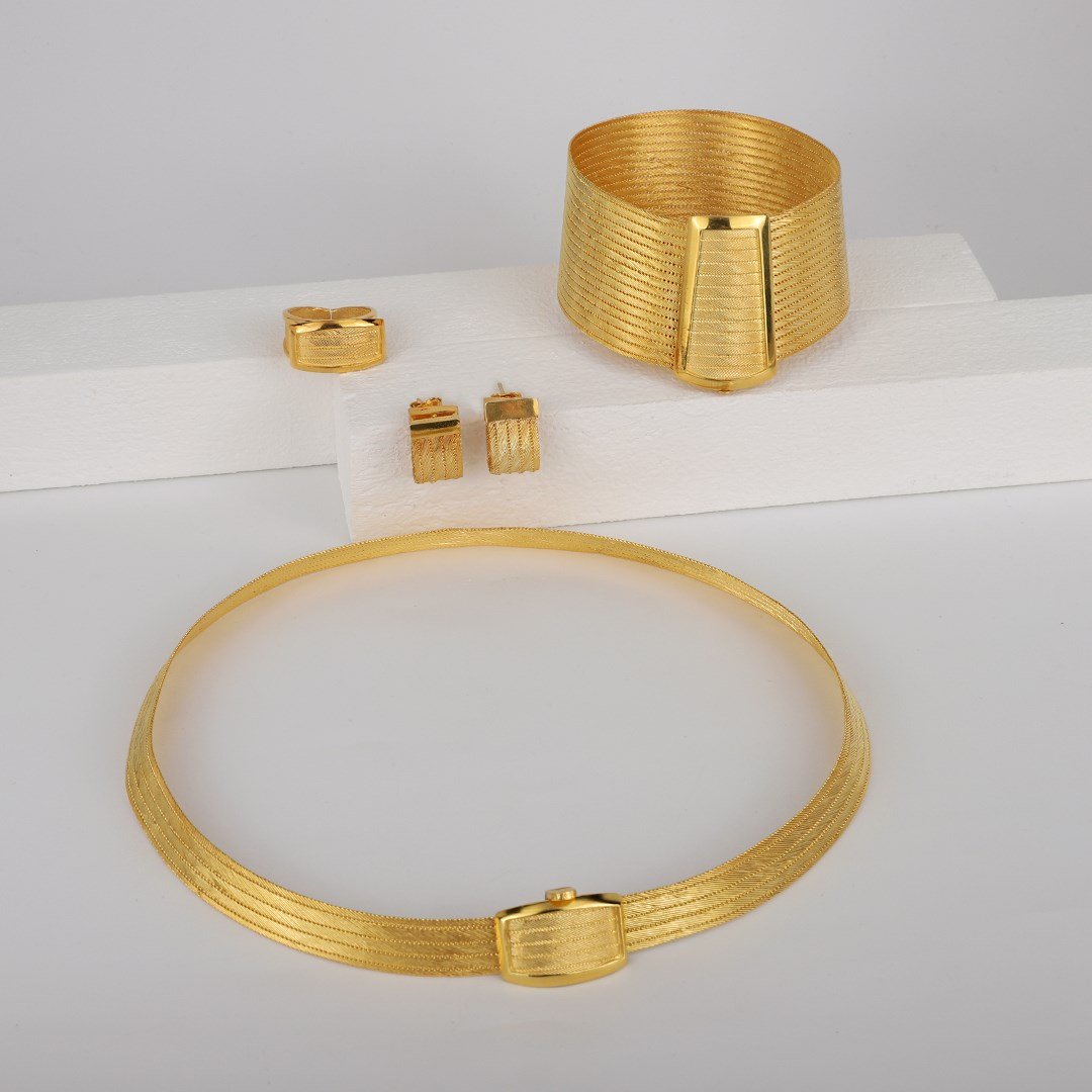 Kadın Gümüş 17 Sıra Hasır Set