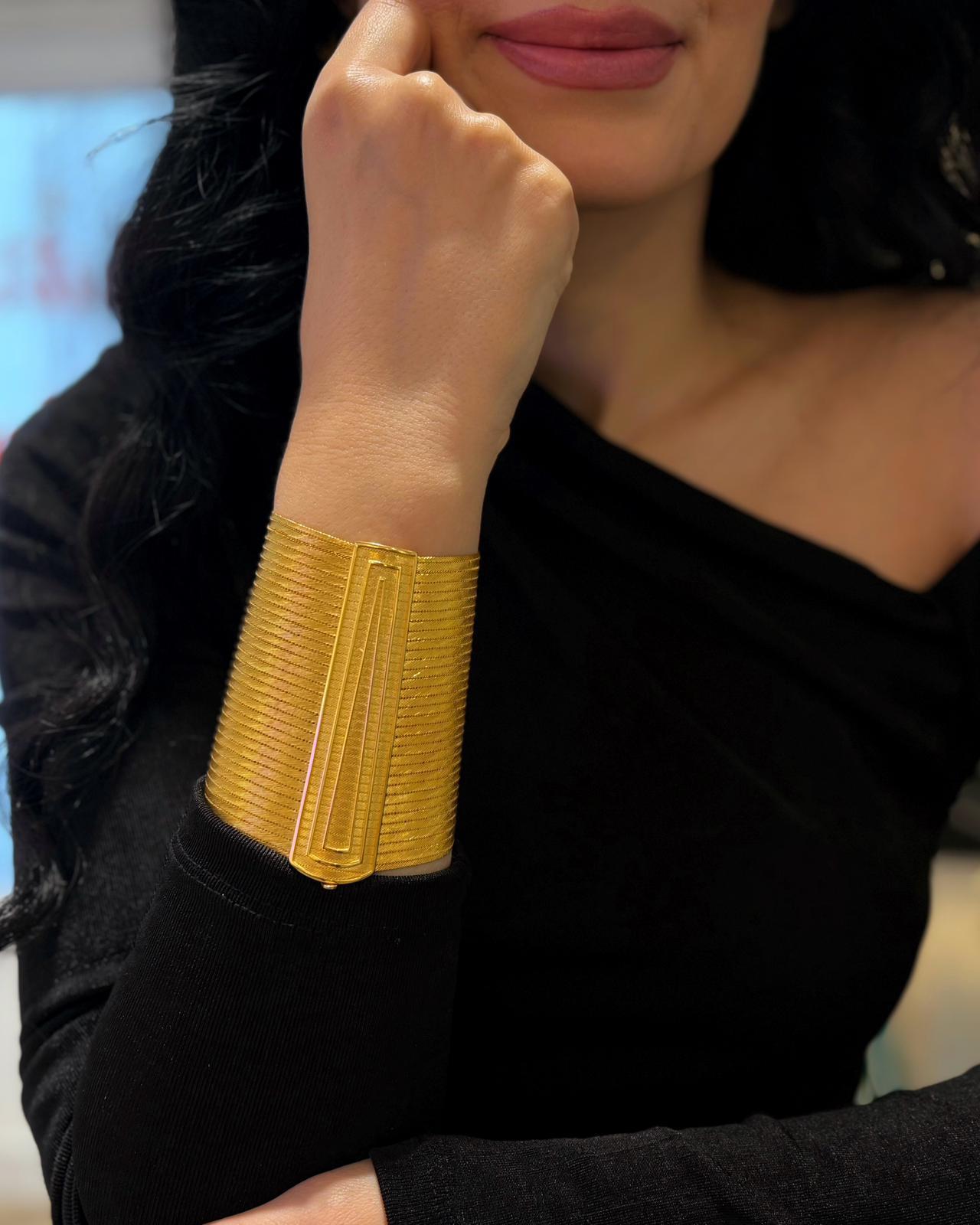 Kadın Gümüş 33 Sıra Piramit Toka Hasır Bileklik