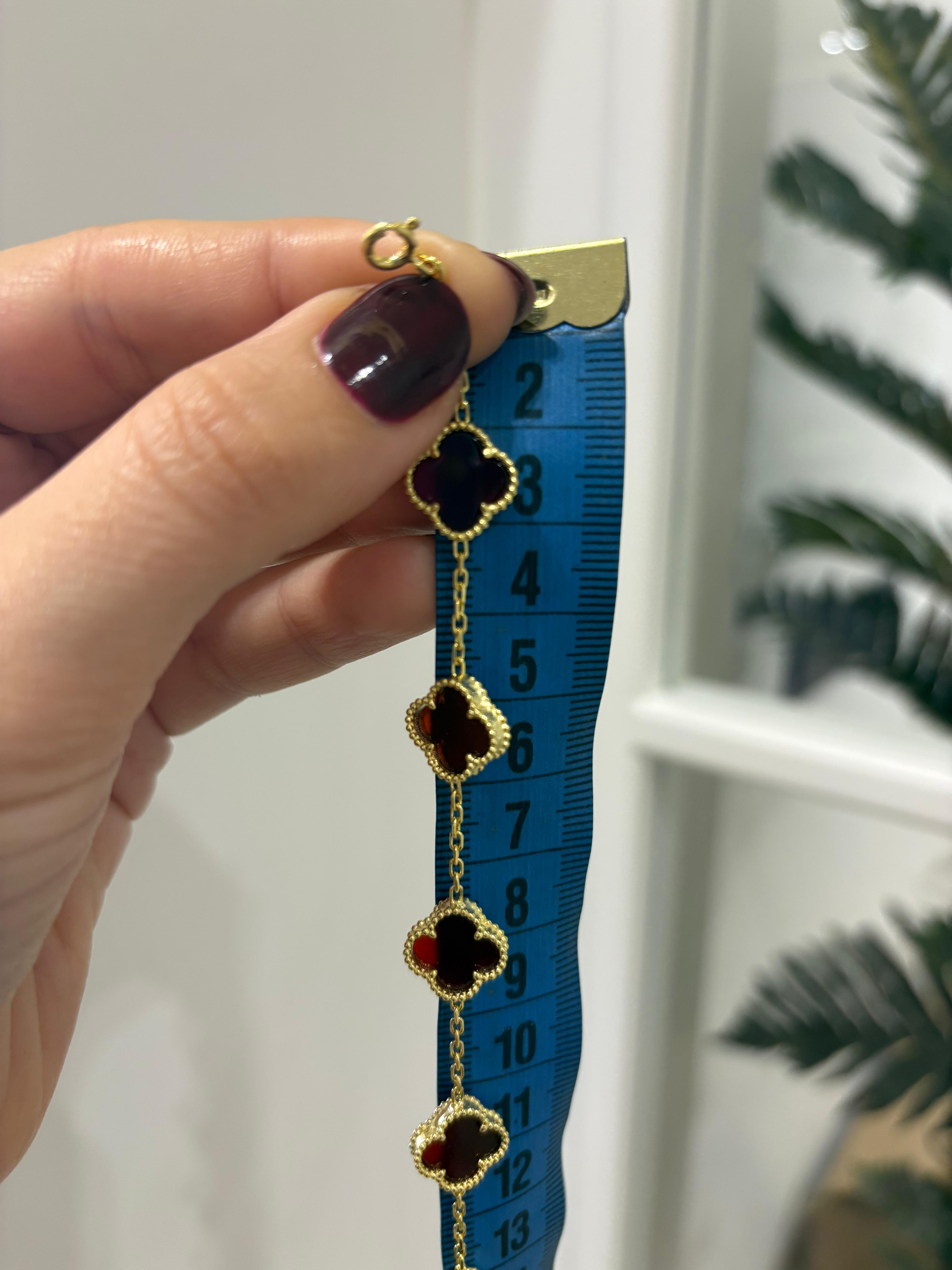 Kadın Gümüş 5 Yoncalı Bordo Bileklik 3450