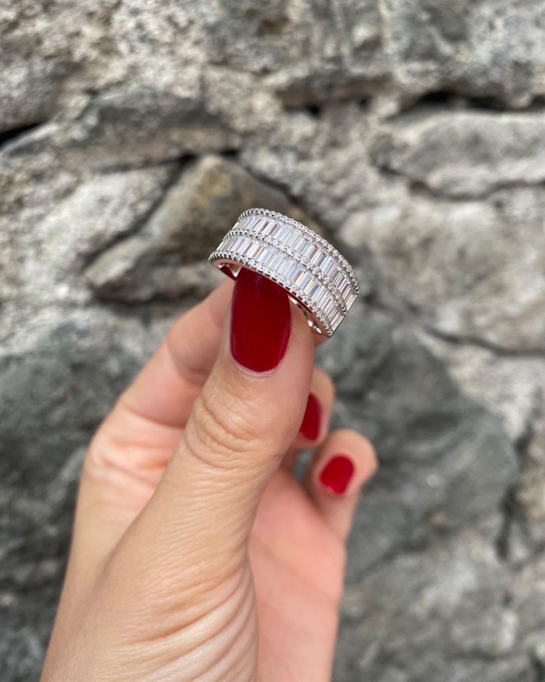 Kadın Gümüş Baget Taşlı Yüzük