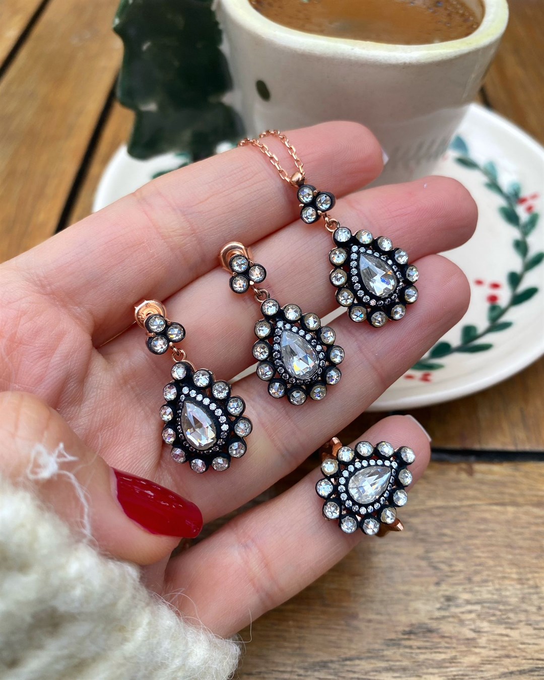 Kadın Gümüş Damla Model Elmas Montür Set
