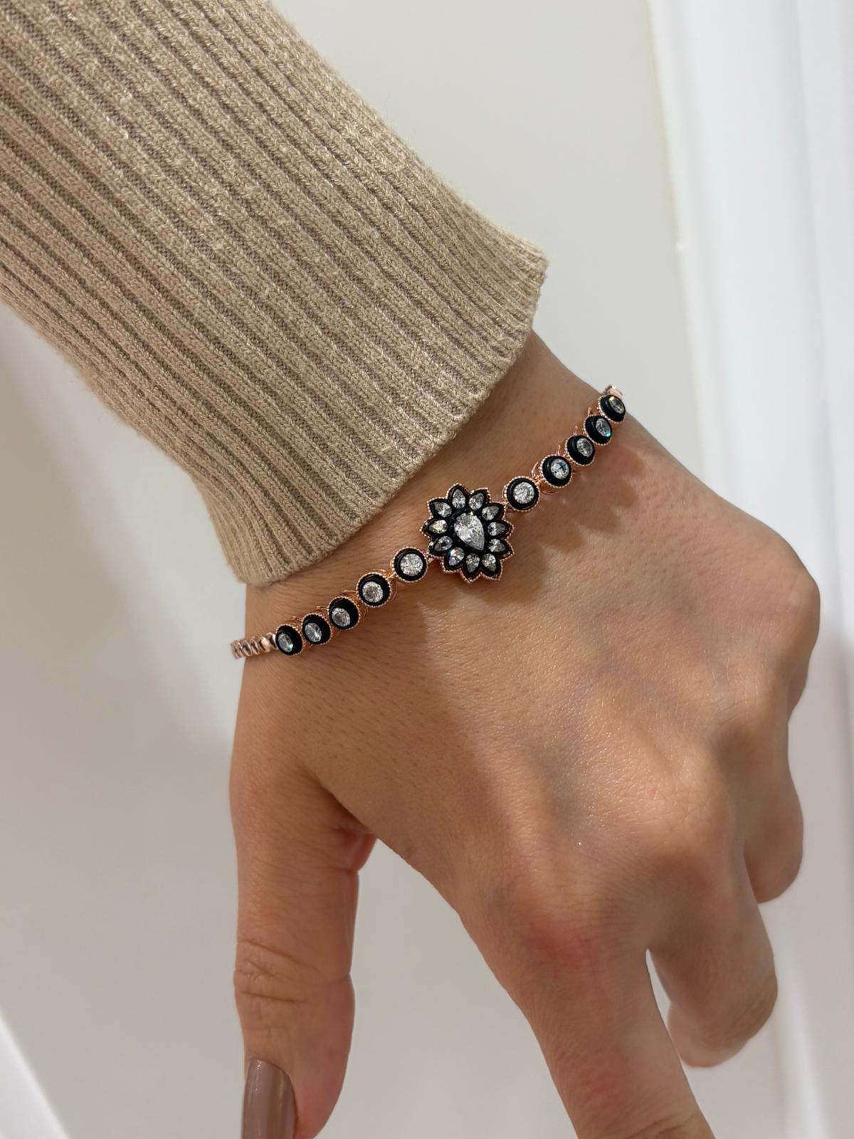 Kadın Gümüş Elmas Montür Bileklik 