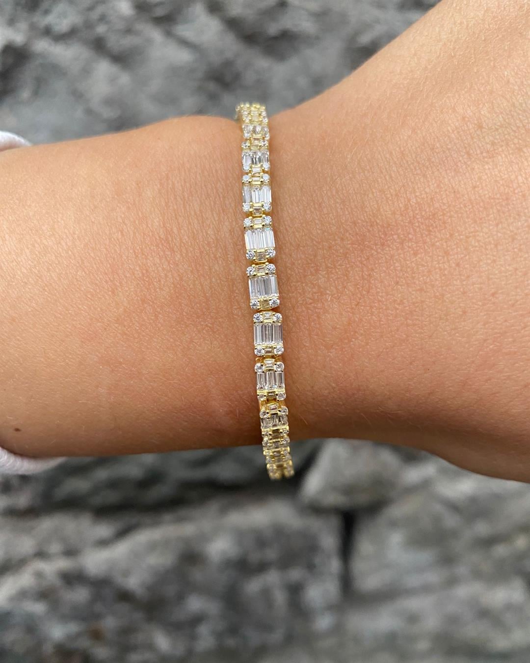 Kadın Gümüş Gold Baget Taşlı Bileklik 84542