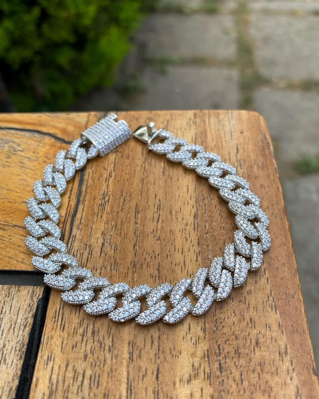 Kadın Gümüş Gurmet Zirkon Taşlı Bileklik