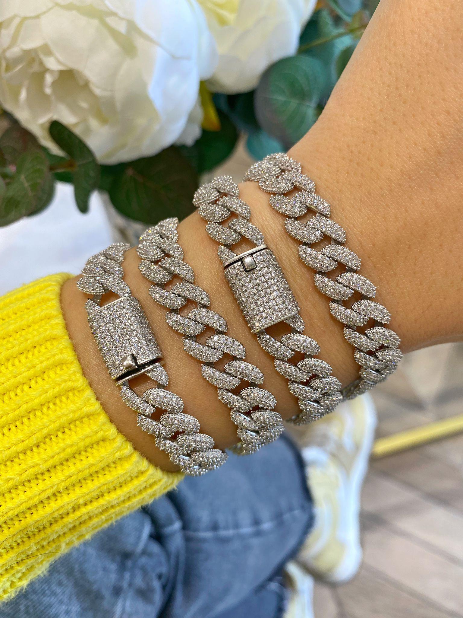 Kadın Gümüş Gurmet Zirkon Taşlı Bileklik